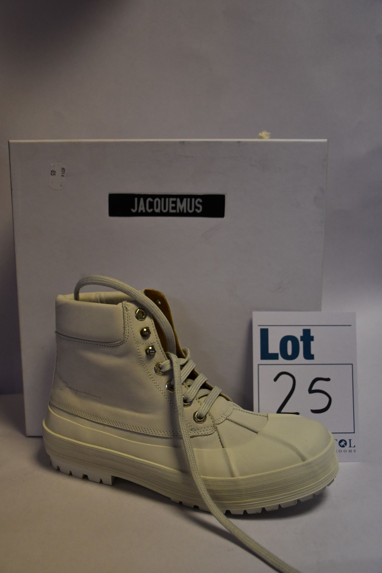A pair of as new Jacquemus Les Meuniers Hautes leather boots (EU 40).