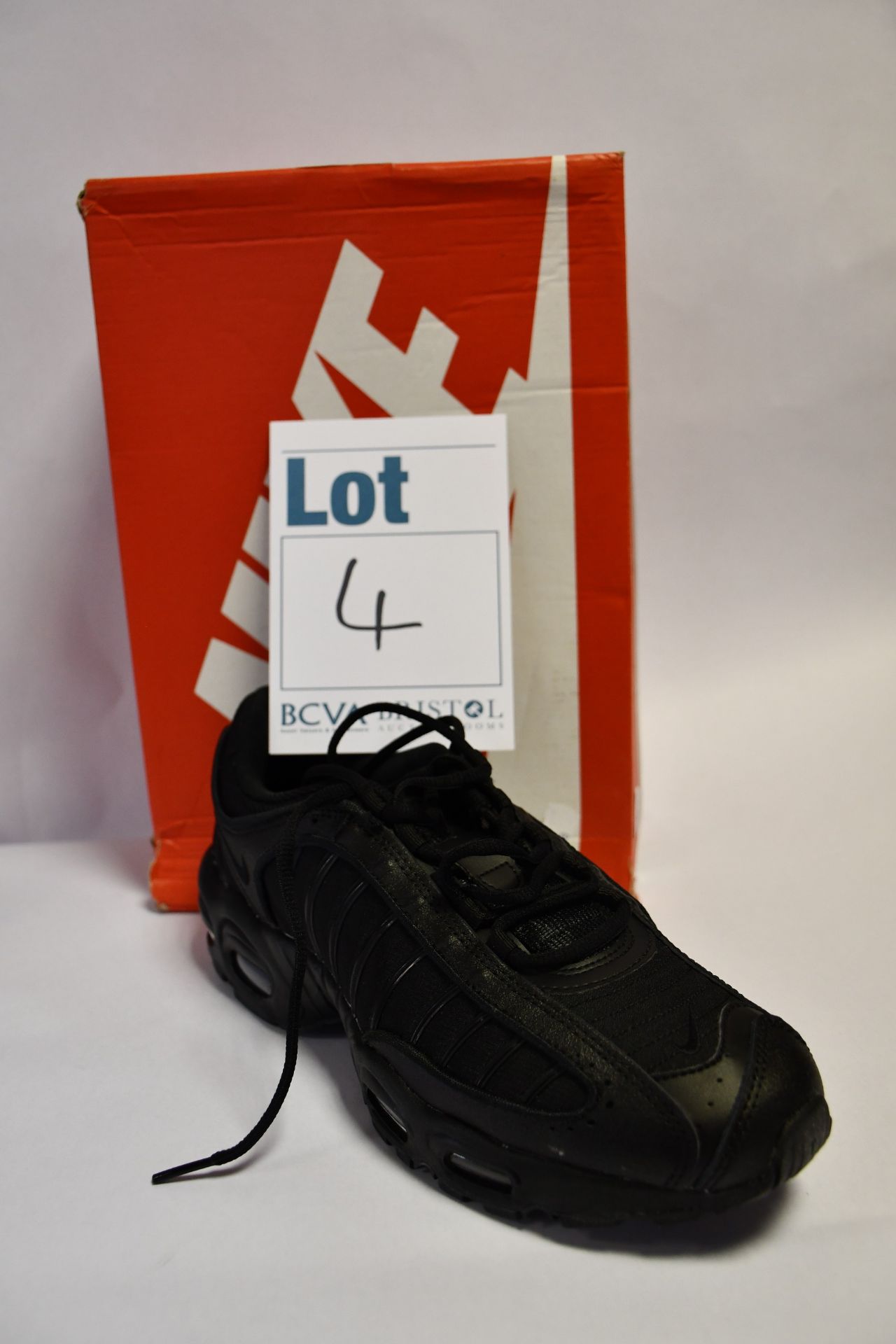 A pair of as new Nike Air Max Tailwind IV trainers (UK 9).