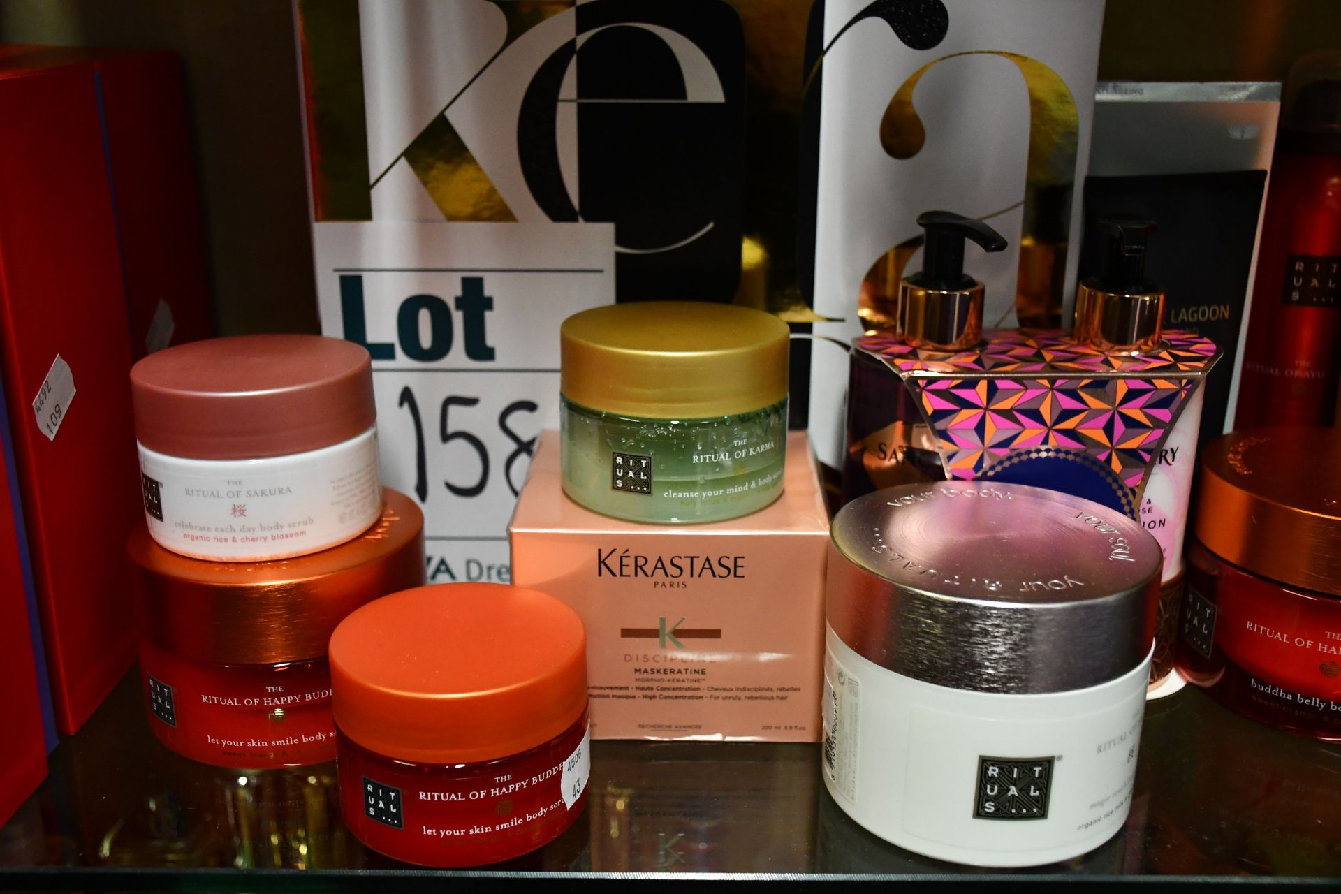 A quantity of as new toiletries to include Kerastase, Rituals, Sanctuary Spa, Molton Brown and Kevin - Image 3 of 4