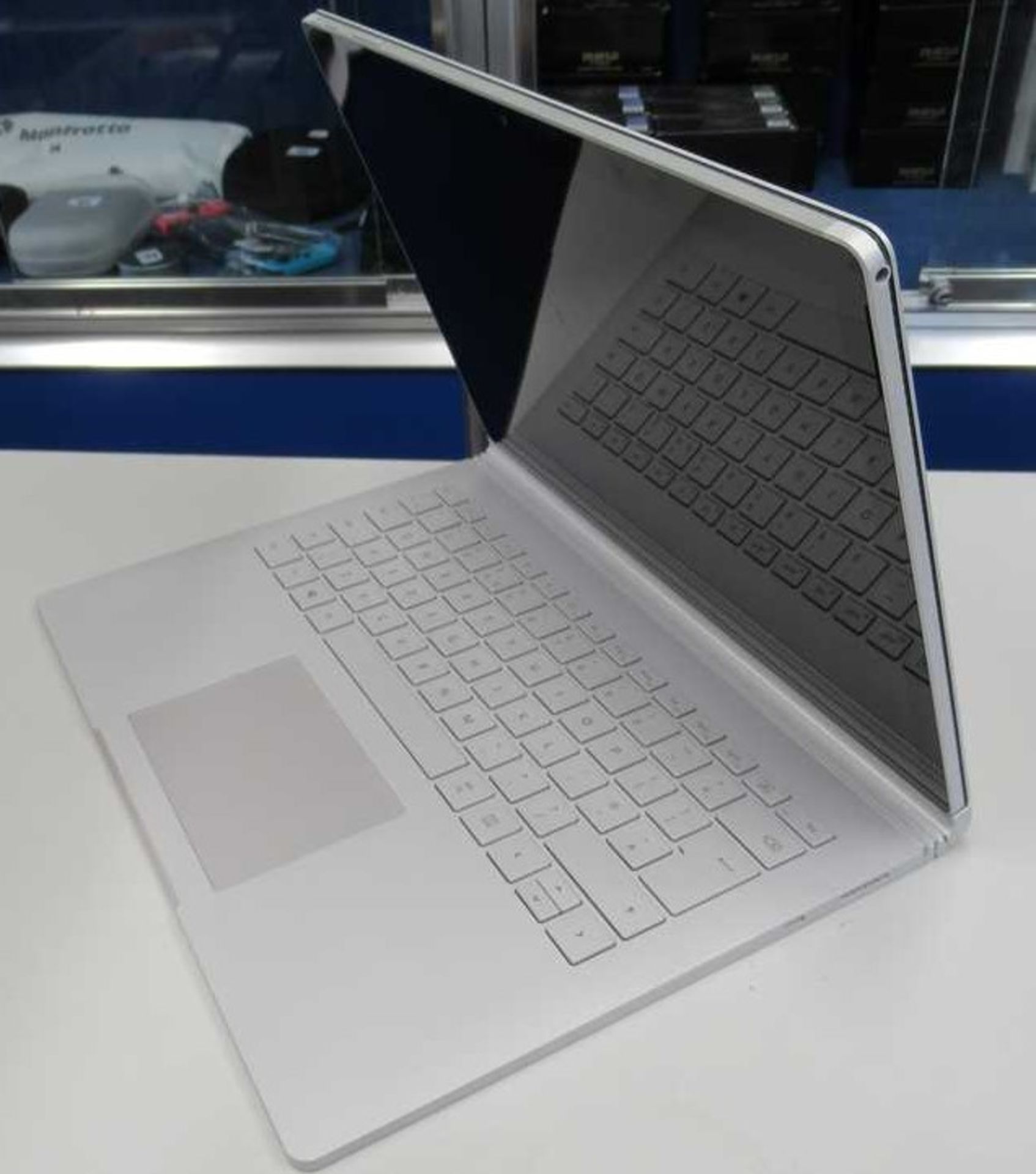 A pre-owned Microsoft Surface Book 2 13.5" Touchscreen Laptop in Silver with Intel i5-7300U - Image 12 of 12