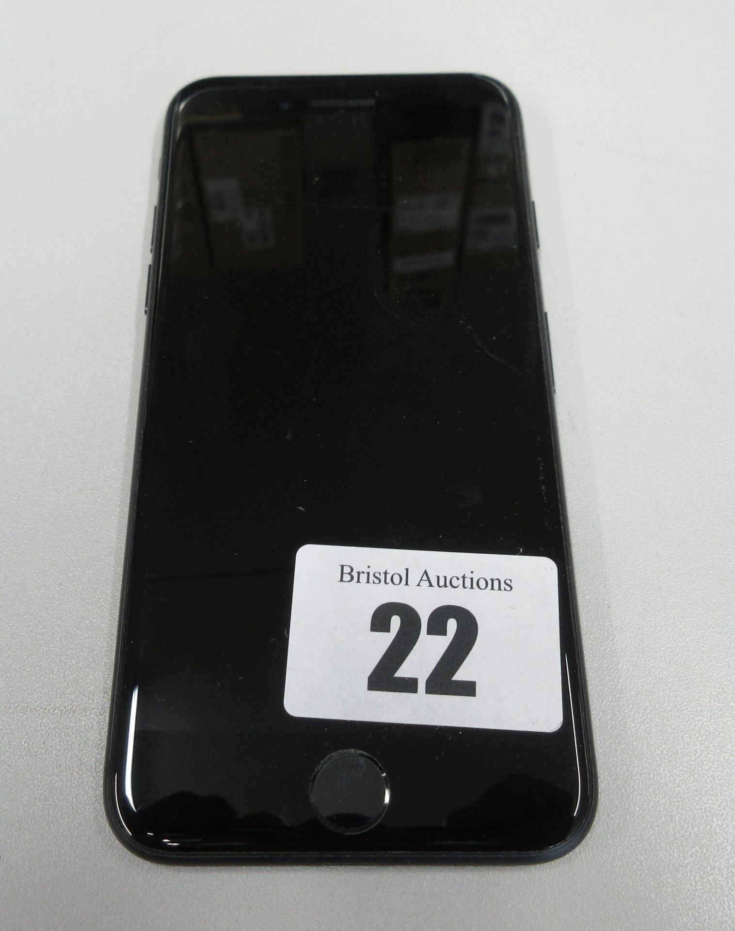 A pre-owned iPhone 7 (AT&T/T-Mobile/Global/A1778) 32GB in Black (IMEI: 354827096779010) (iCloud