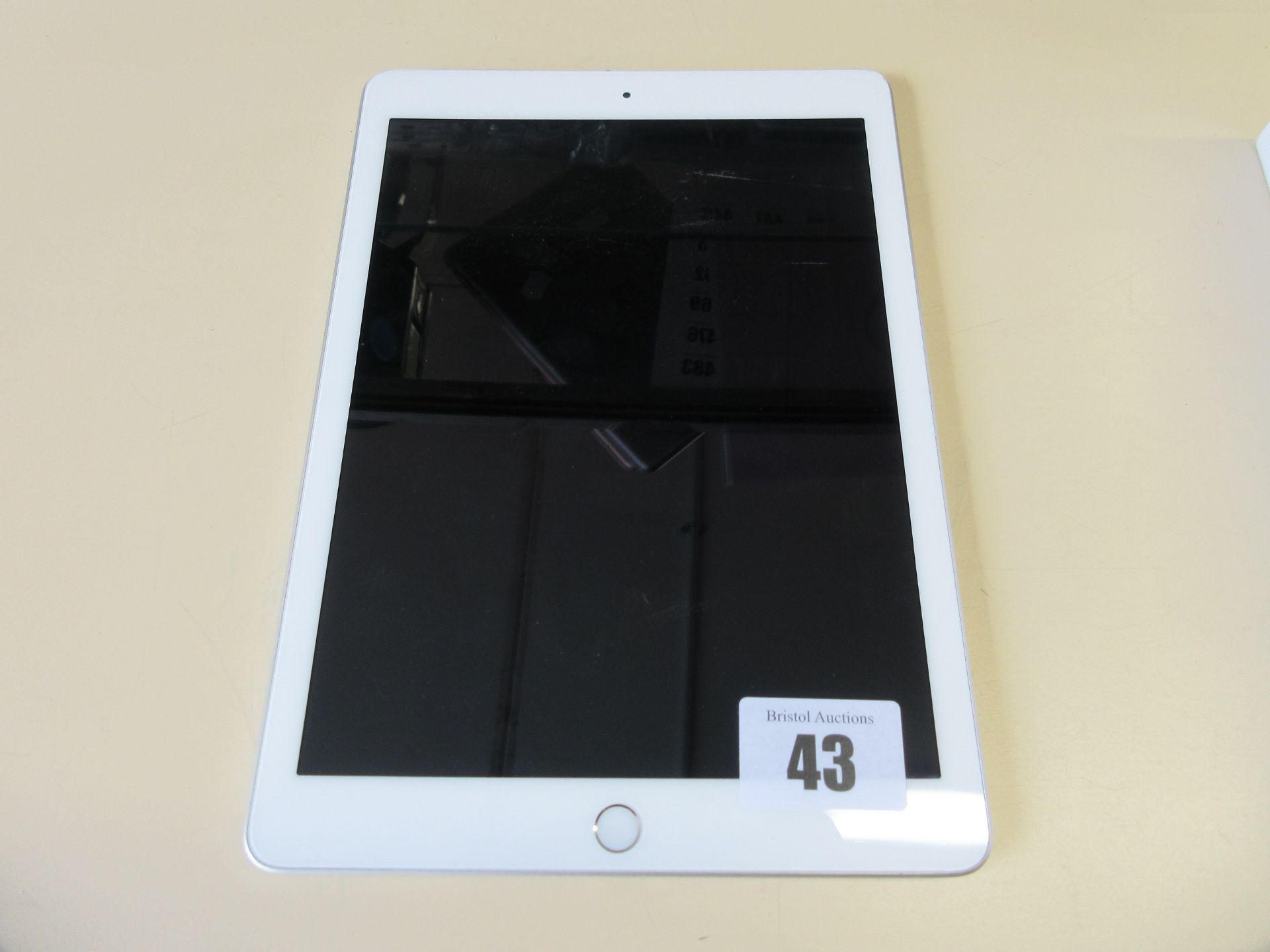 A pre-owned Apple iPad 9.7" 6th Gen (Wi-Fi Only) A1893 32GB in Silver (Serial: GG7WG0BFJF8K) (iCloud