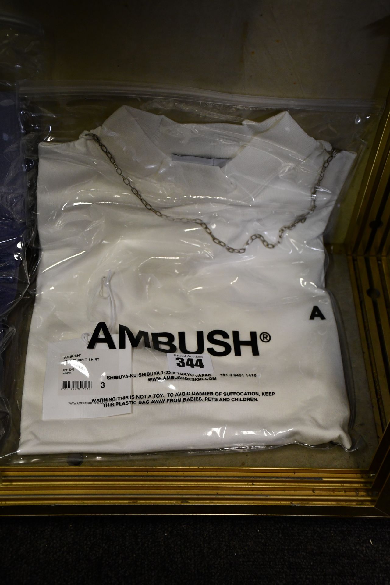 An as new Ambush New Chain T-shirt in white (Size 3 - RRP € 208).