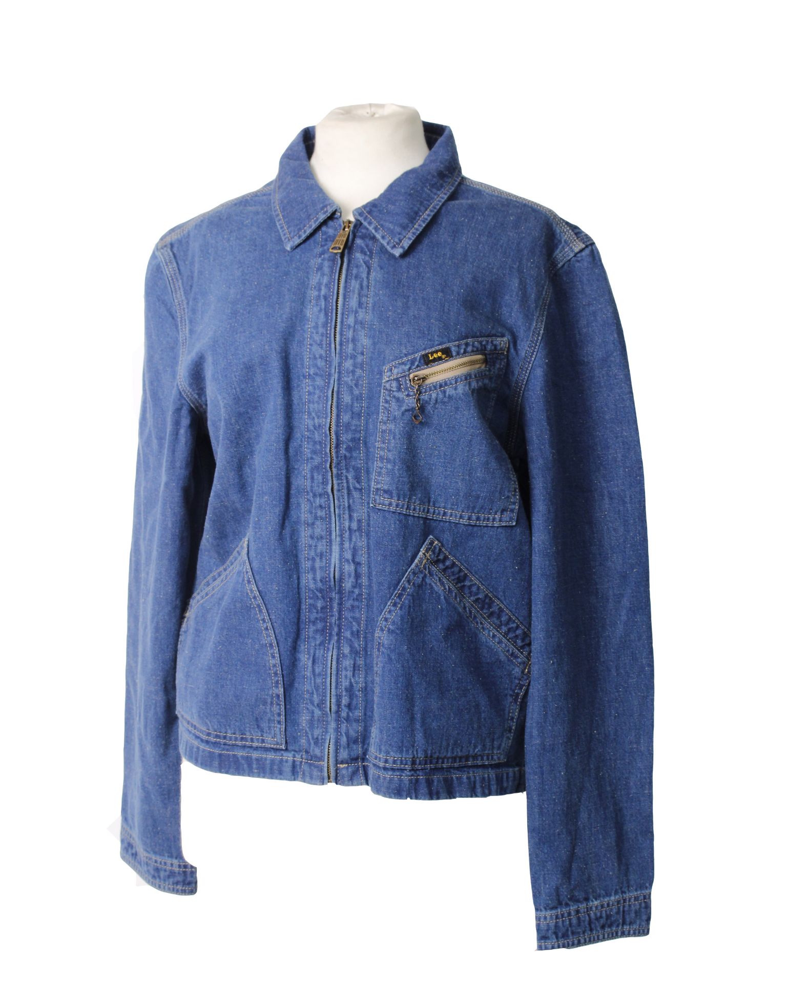 One as new Lee 101 denim jacket (M). - Image 2 of 6