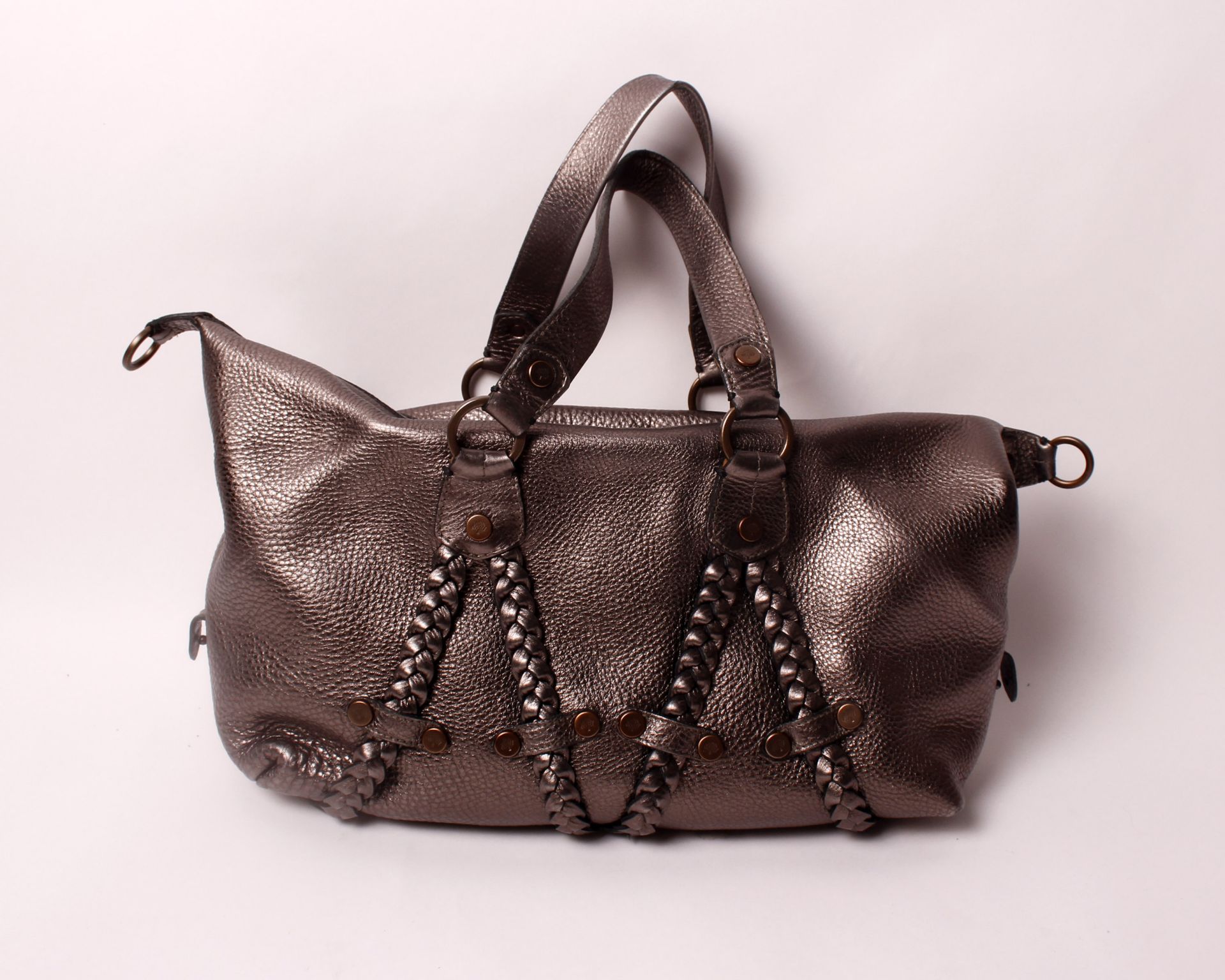 A pre-owned leather Mulberry bag with plated and stud decoration metallic/gun metal colour ( - Image 2 of 3