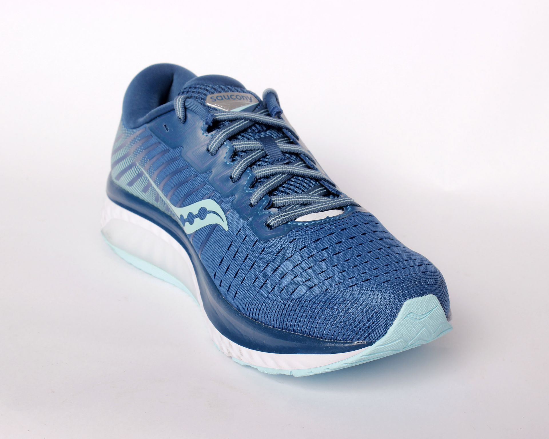 A pair of women's as new Saucony Guide 13 running shoes (UK 6.5). - Image 6 of 6