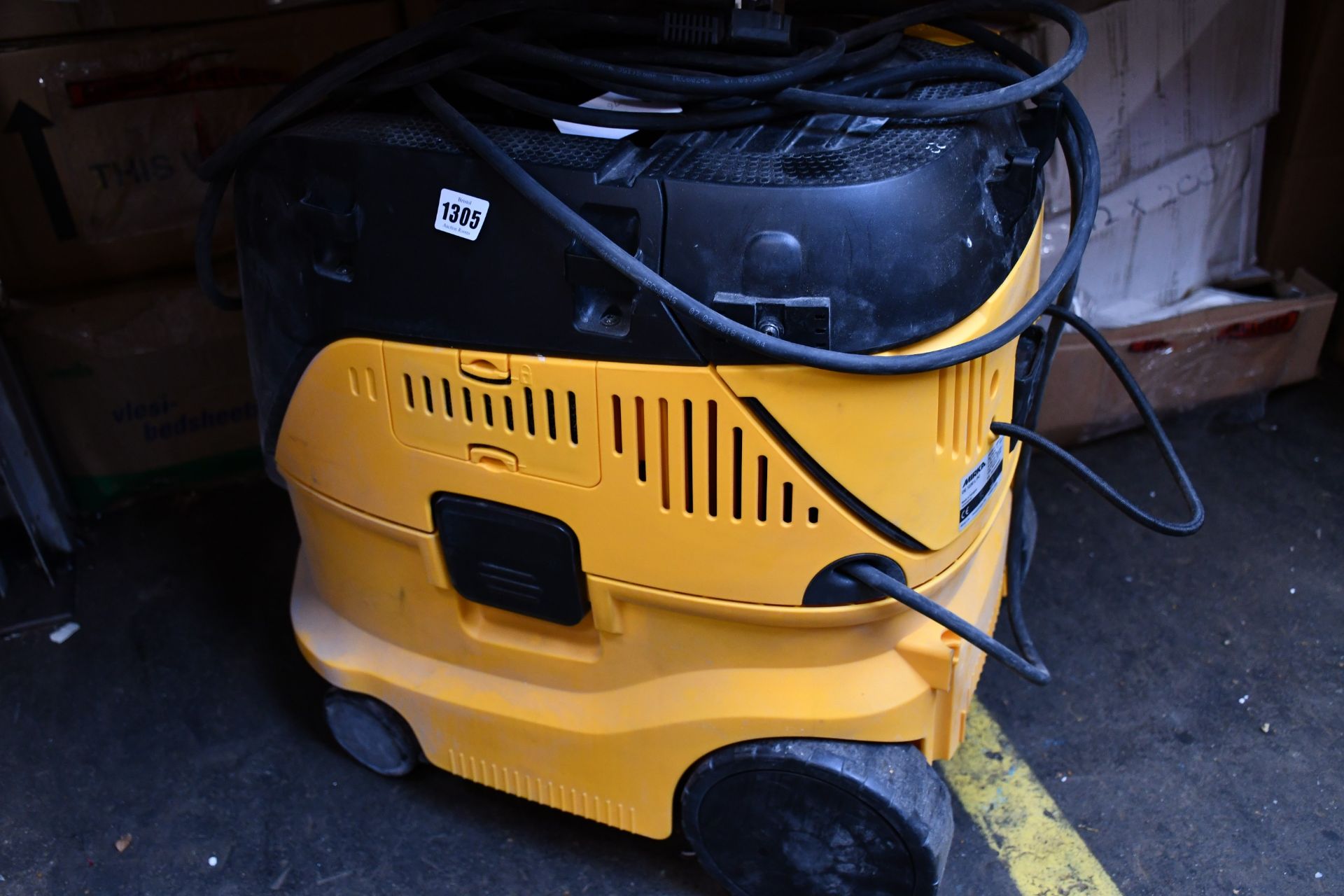 One pre-owned Mirka DE 1230 L Push & Clean dust extractor (Requires new plug).