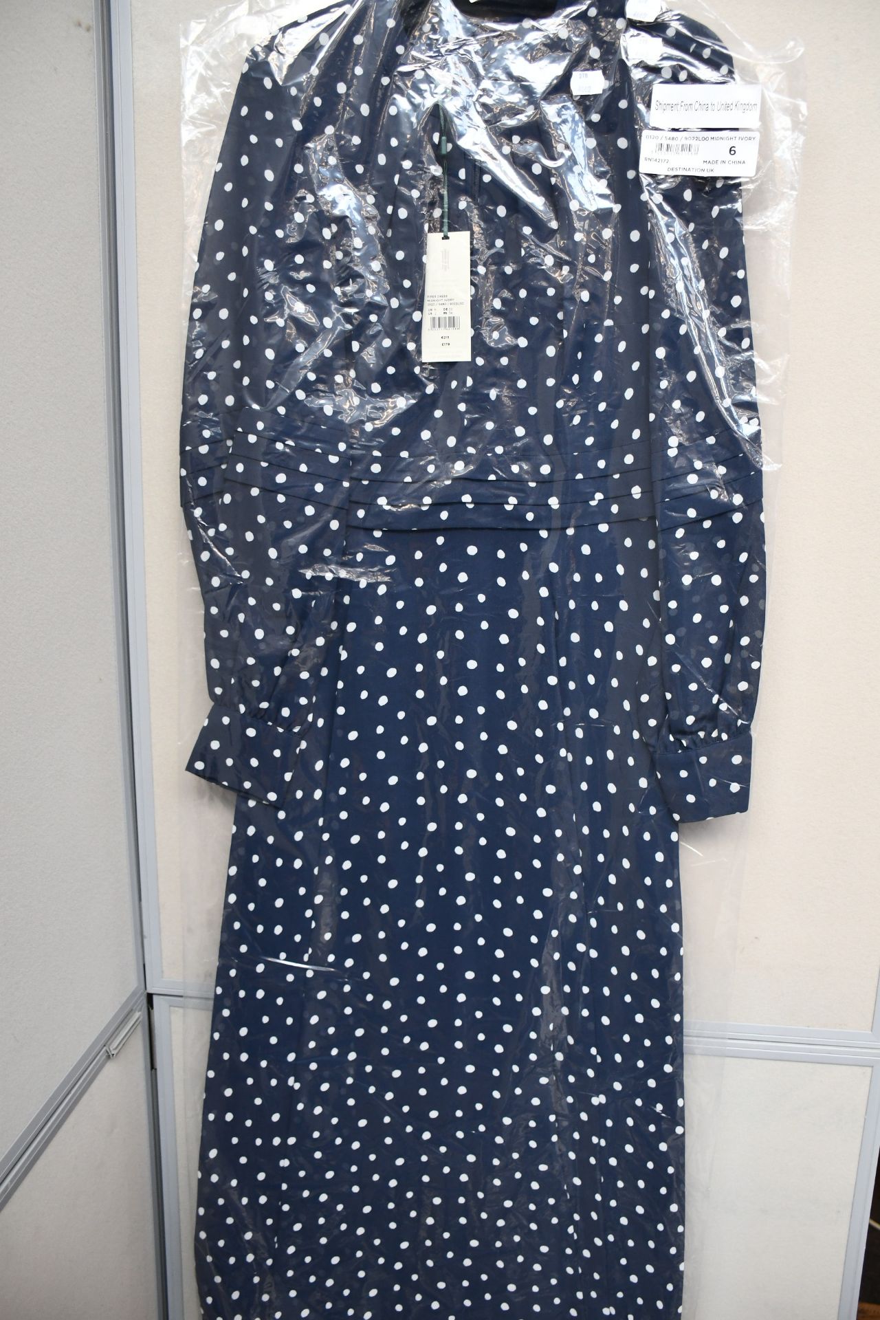 An as new Hobbs London Piper dress (Size 8 - RRP £179).