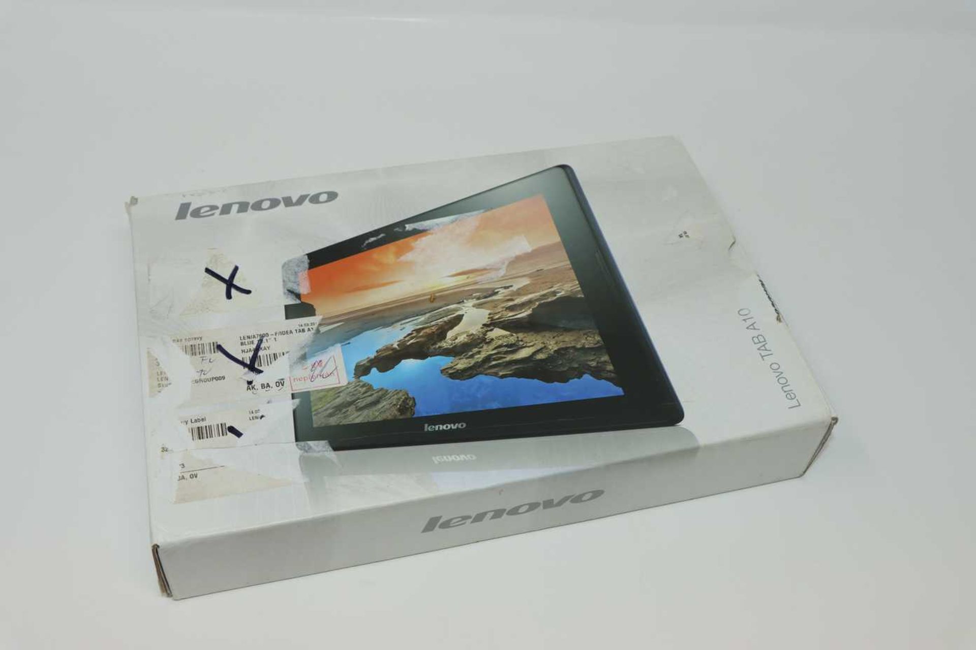 A pre-owned Lenovo Tab A10 16GB in Dark Blue (Boxed, No charger included).