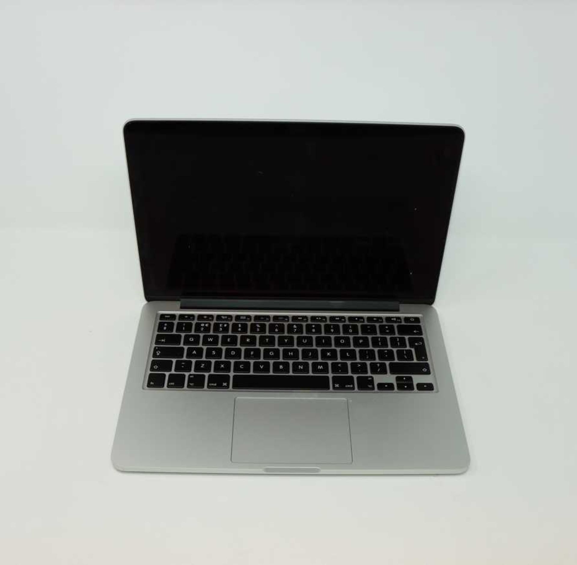 A pre-owned MacBook Pro Retina A1502 sold for parts (Serial: C02SM9SEFVH3) (Powers on and - Image 2 of 2
