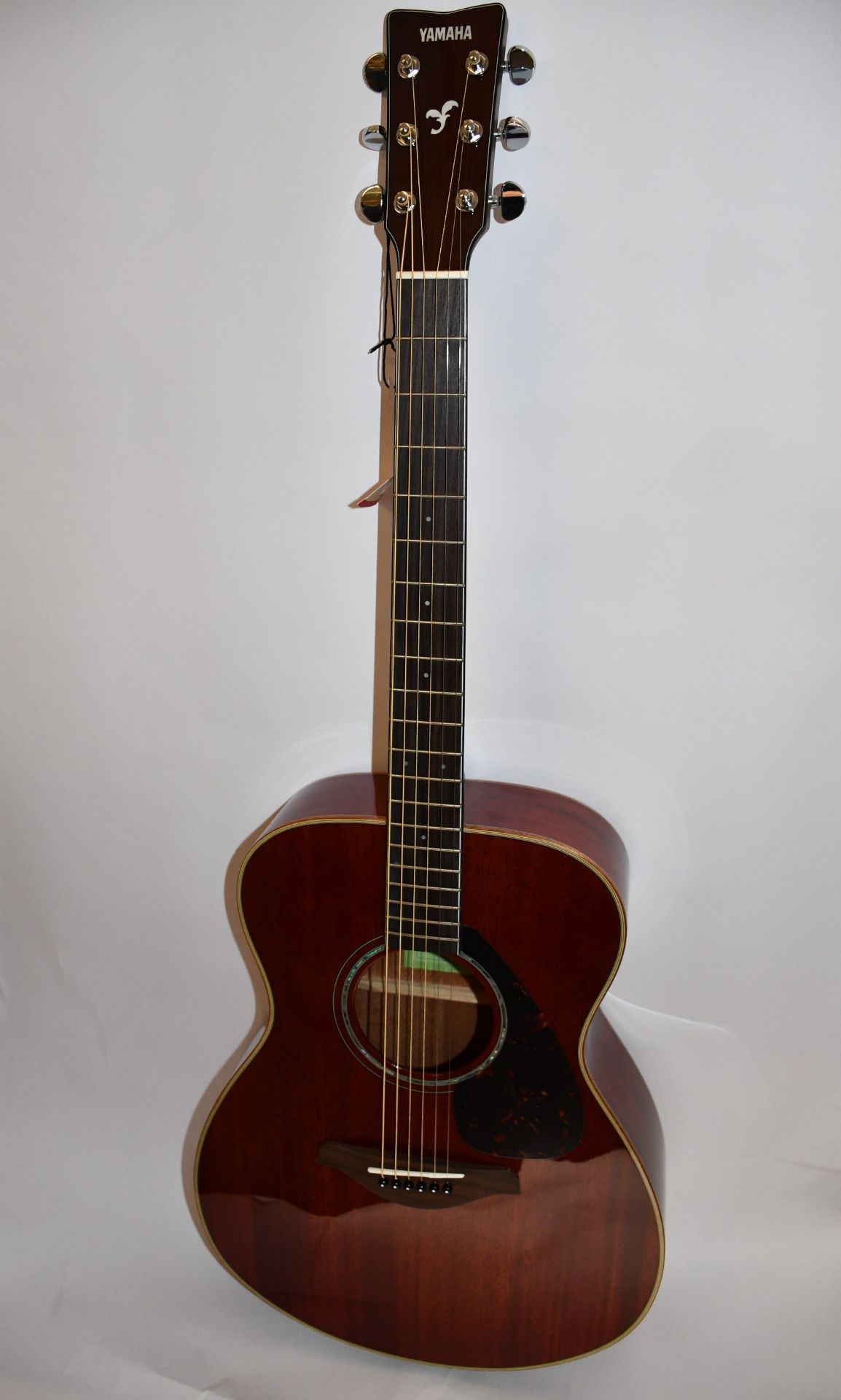 One boxed Yamaha FS 850 acoustic guitar.