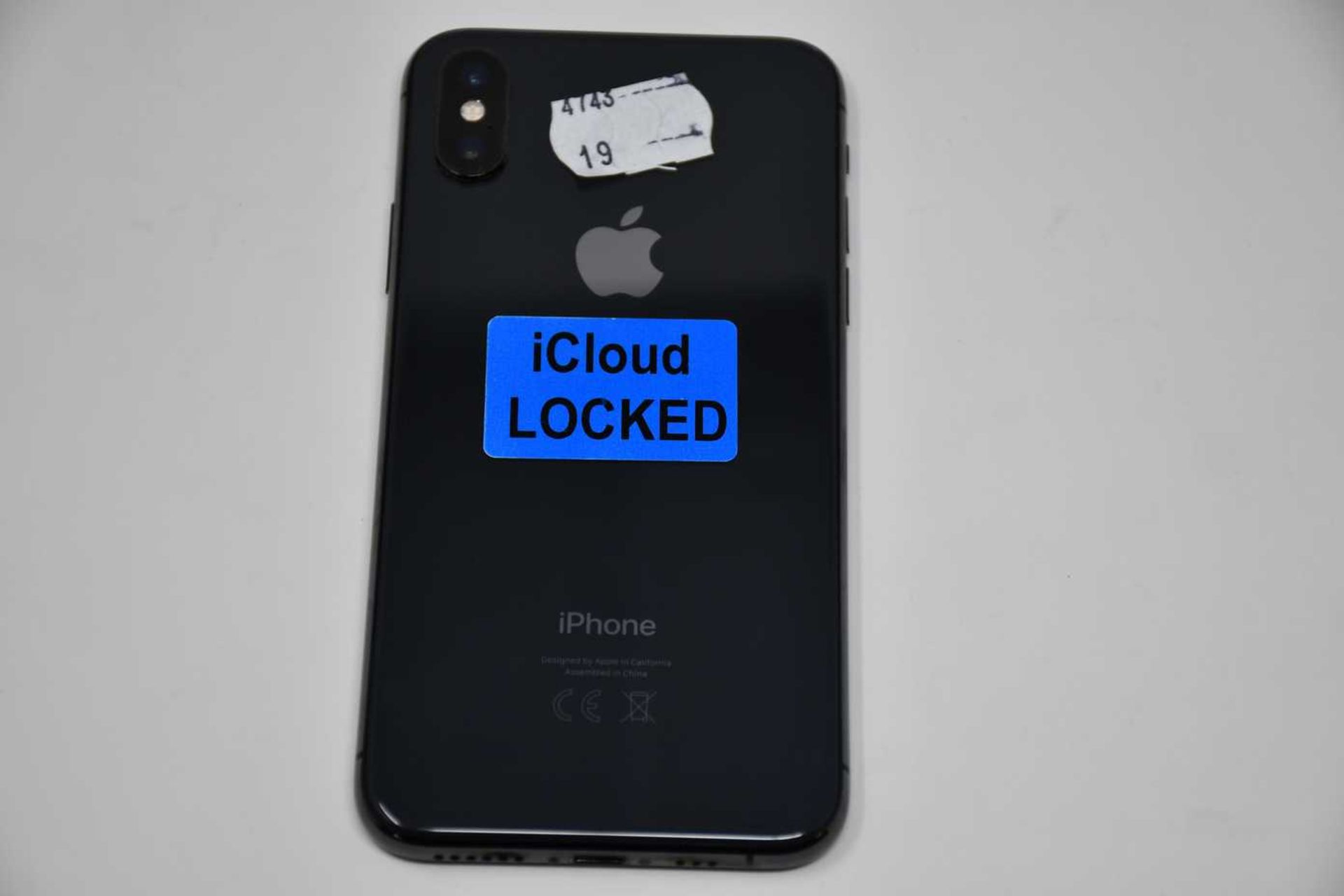A pre-owned Apple iPhone XS A2097 64GB in Space Grey (iCloud activation locked, Backlist Clear. - Image 2 of 2