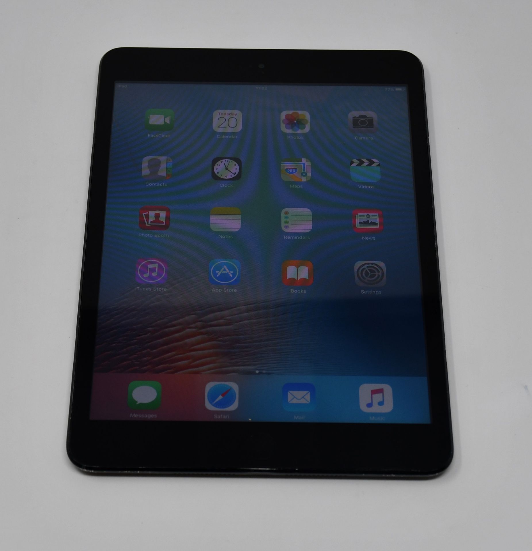 A pre owned Apple iPad mini Wifi Only/1st Gen 16GB in black, cosmetic damage to casing (Serial: