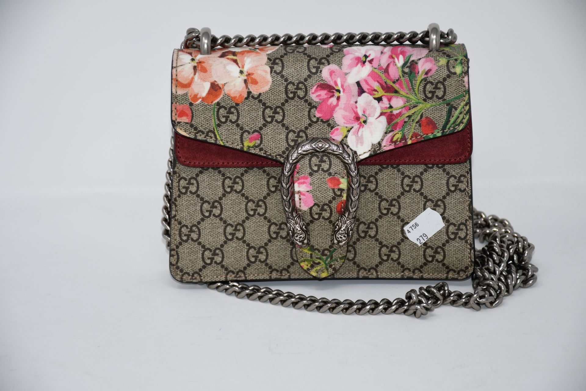 One as new Gucci Dionysus GG Blooms mini bag (7555F 8402).