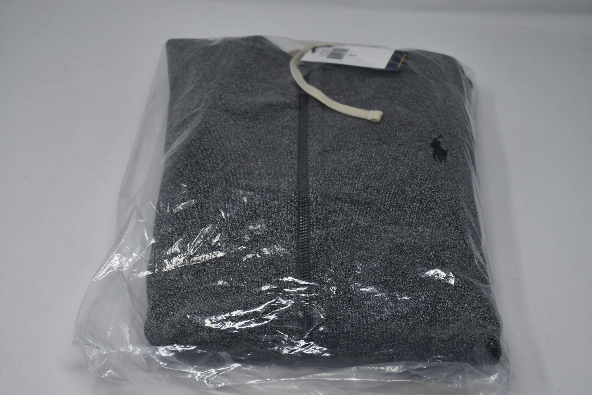 One as new Ralph Lauren Cotton Blend Fleece Hoodie Alaskan Heather size M (710548546005).