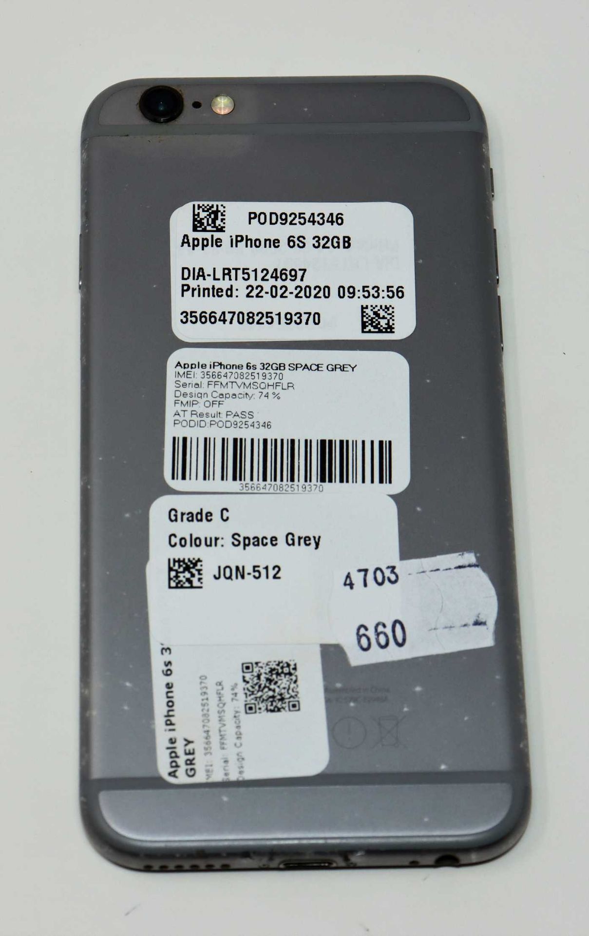 A pre-owned Apple iPhone 6s (Global/A1688) 32GB in Space Grey (iCloud activation lock clear, - Image 2 of 3