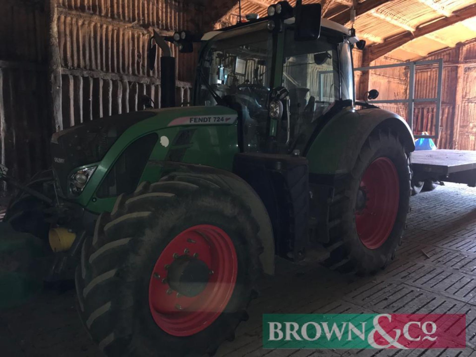 2011 Fendt Vario 724 Tractor - Image 4 of 10