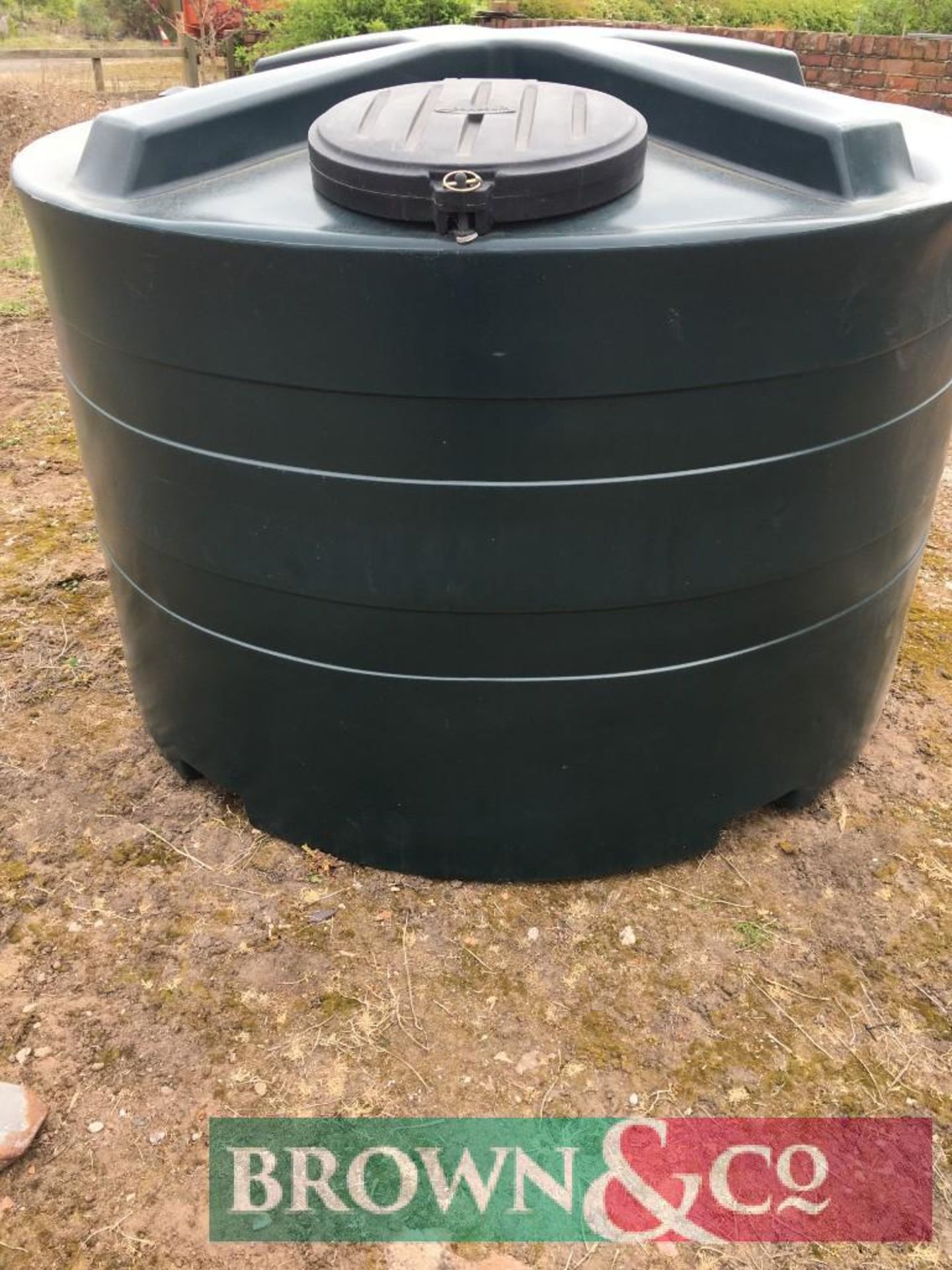 Harlequin 3900VT Oil Tank