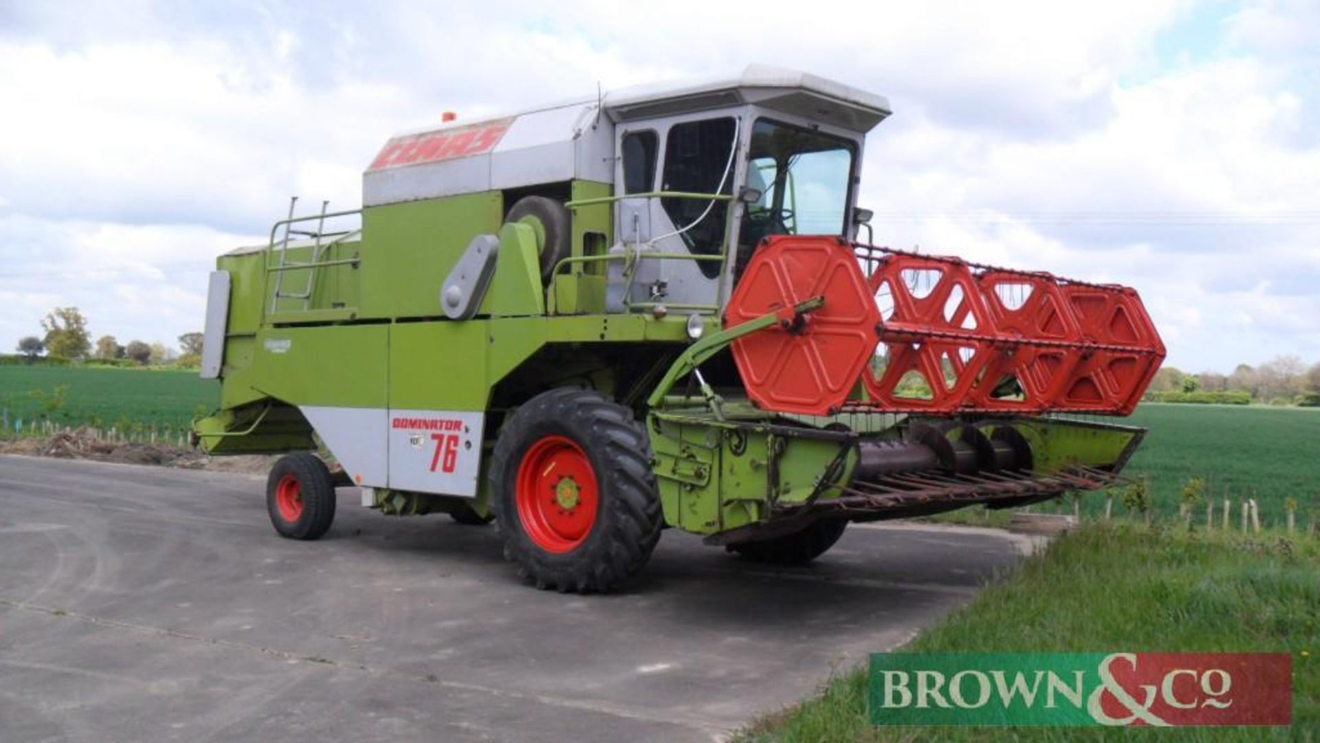 1983 Claas Dominator 76 Combine - Image 2 of 6