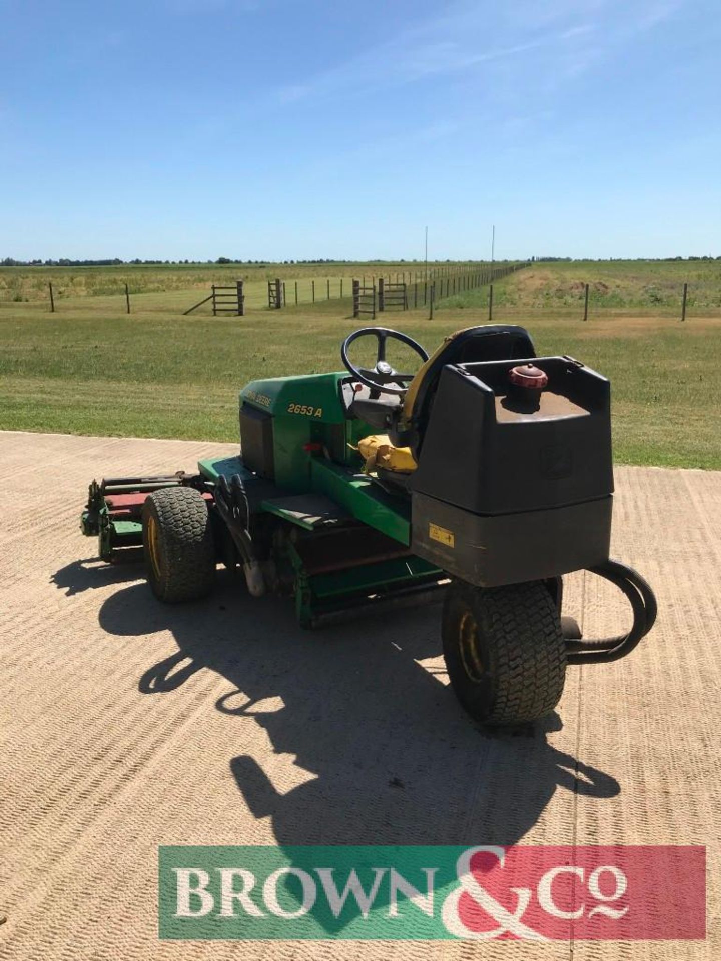 John Deere 2653A Ride-On Lawnmower - Image 3 of 5