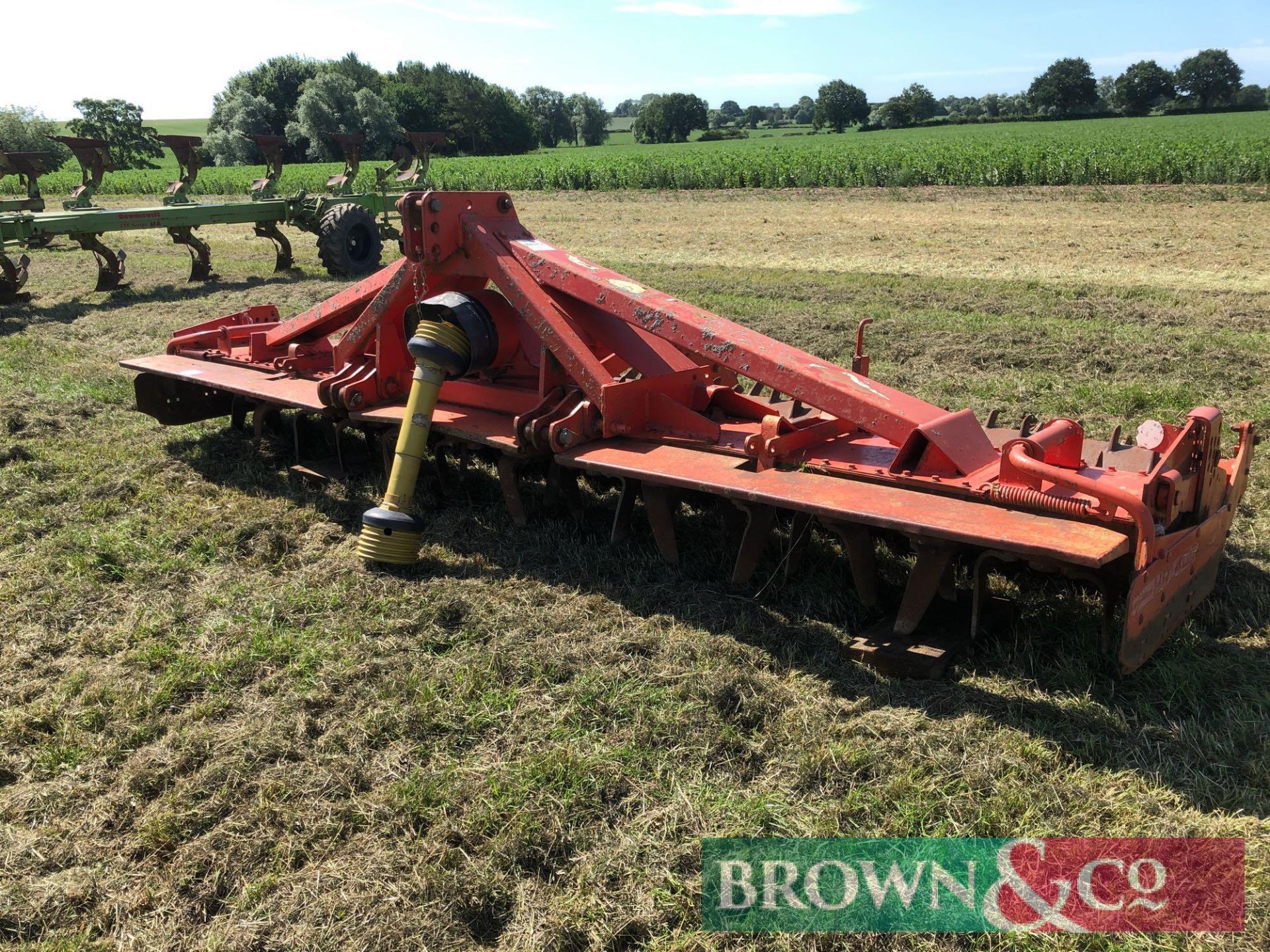 Kuhn HR4002D 4m power harrow with a packer roller. Serial No: 971460 - Image 4 of 6