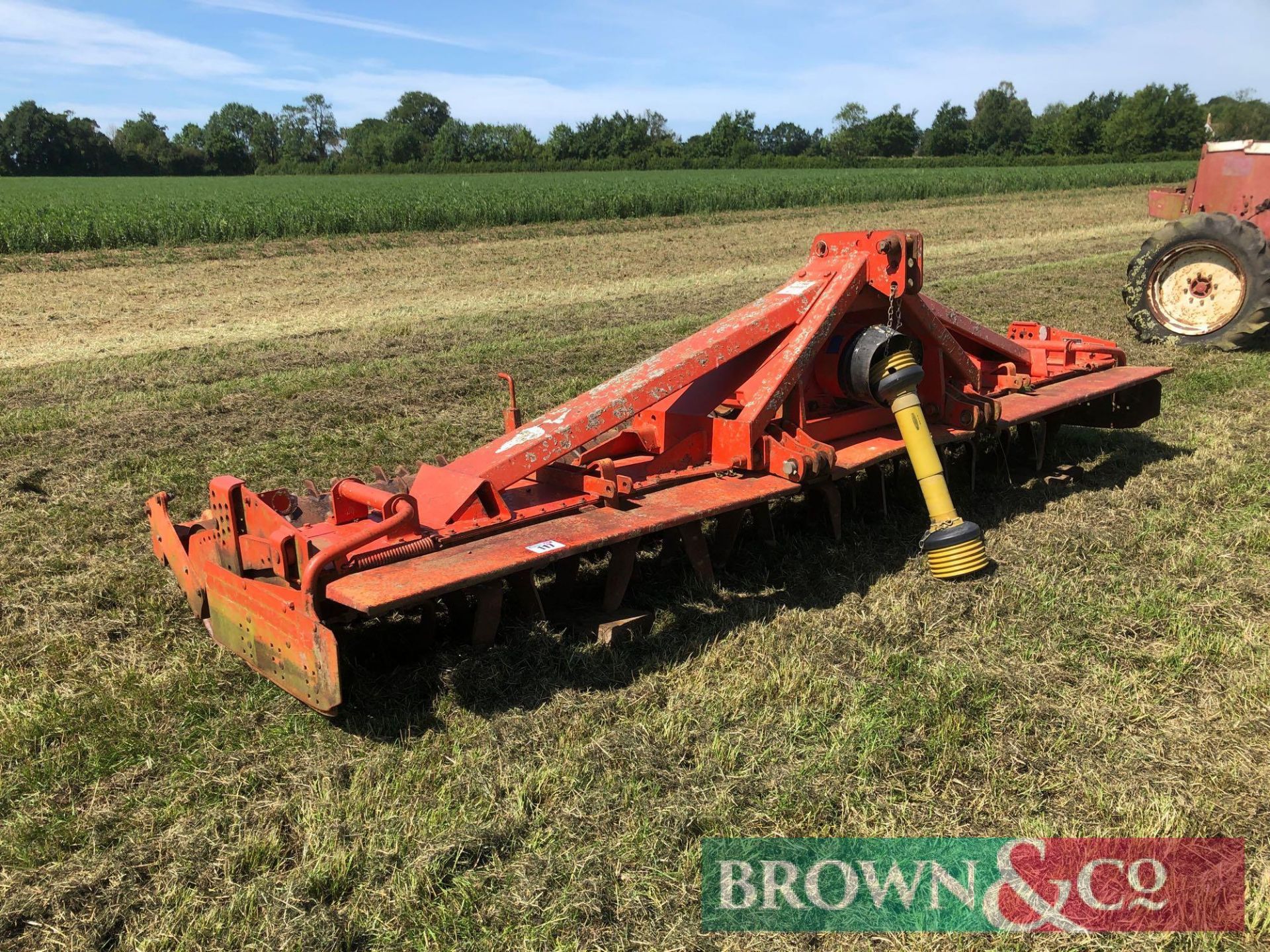 Kuhn HR4002D 4m power harrow with a packer roller. Serial No: 971460