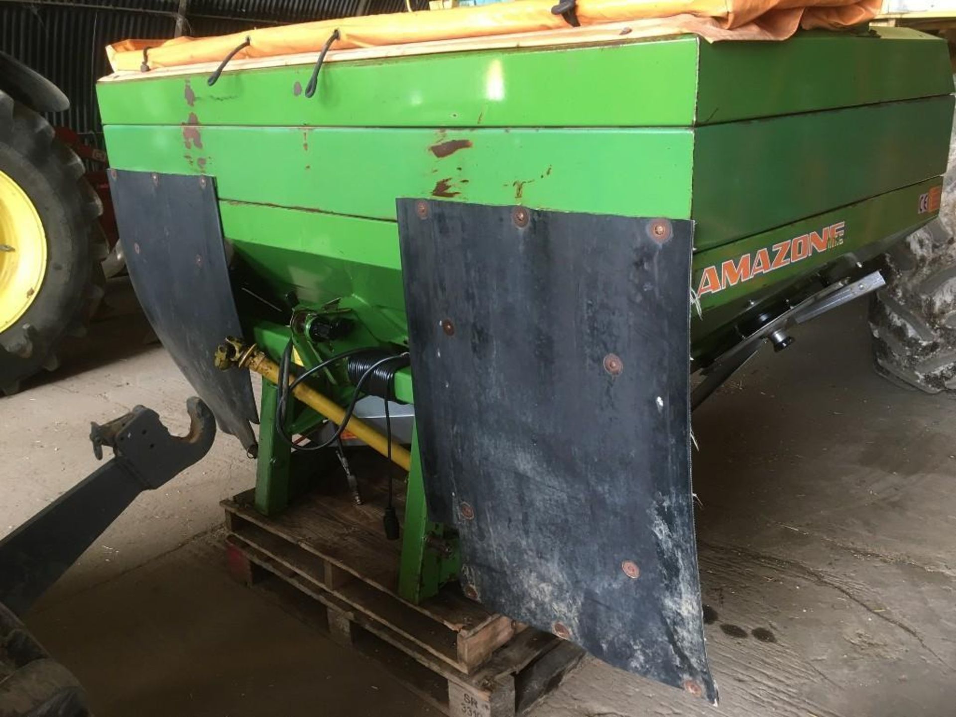 Amazone ZA M Fertiliser Spreader - Image 6 of 8