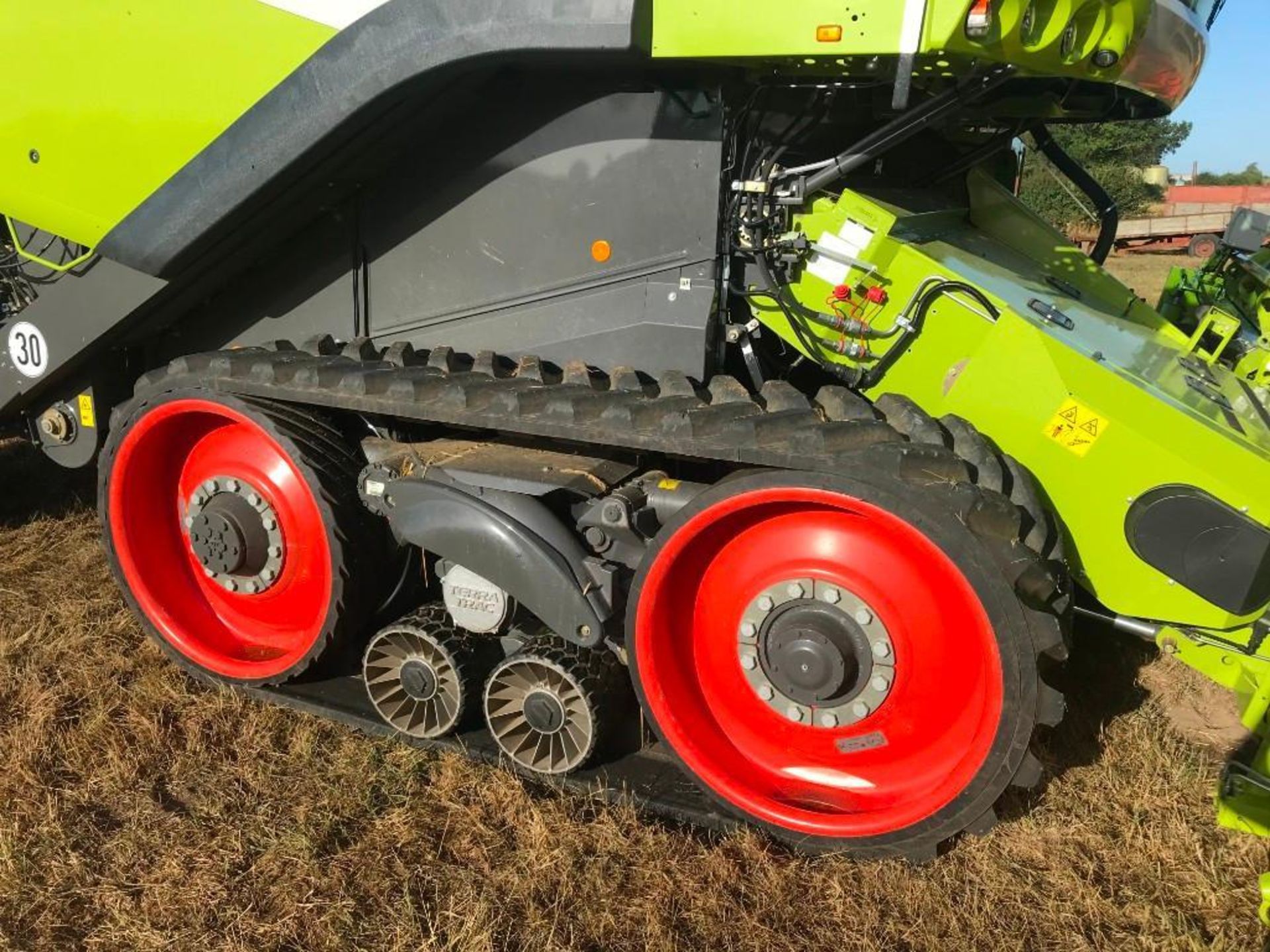 Claas Lexion 670TT - Image 7 of 27