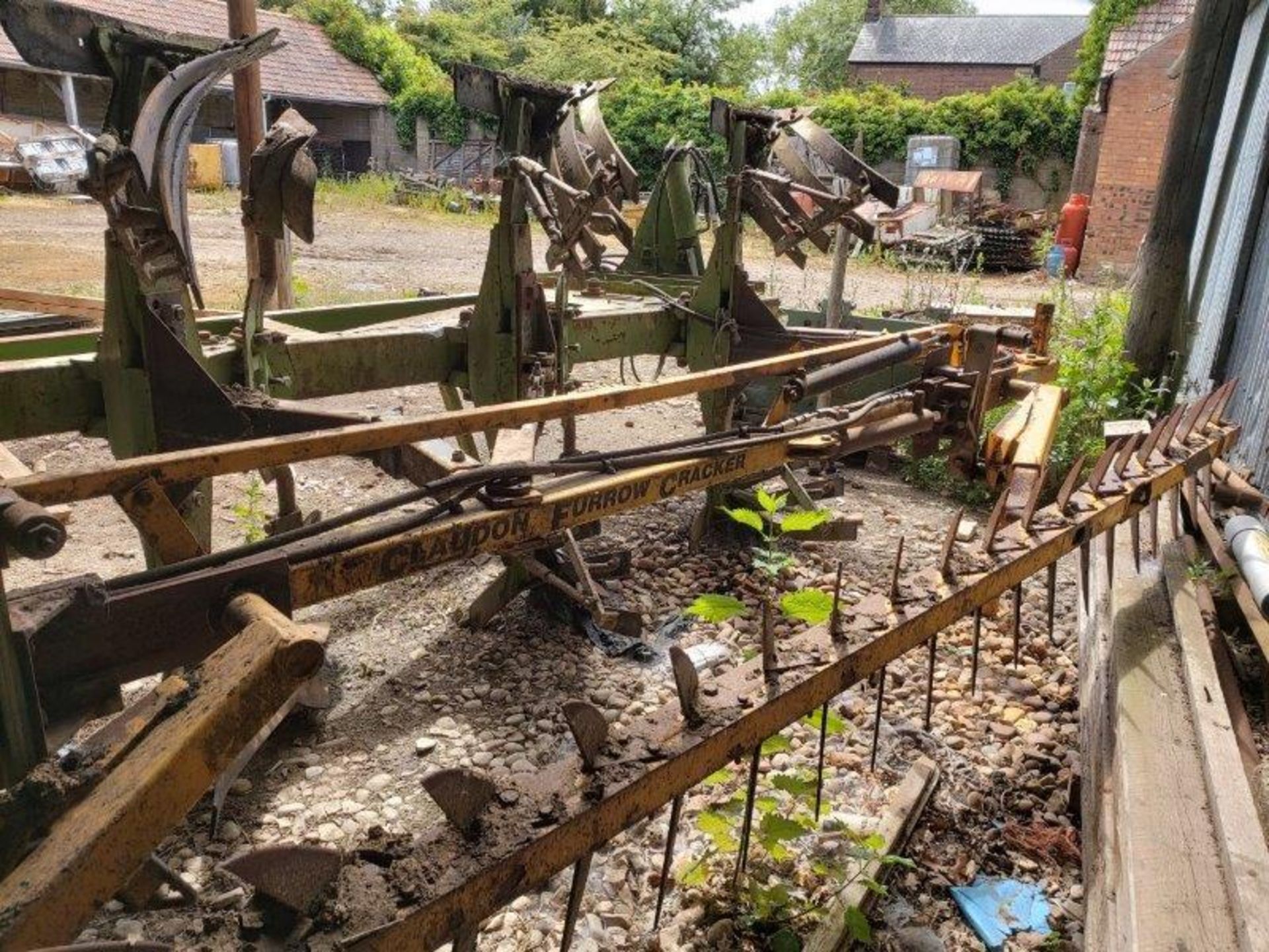 Dowdeswell DP120S 6-furrow Plough - Image 6 of 7