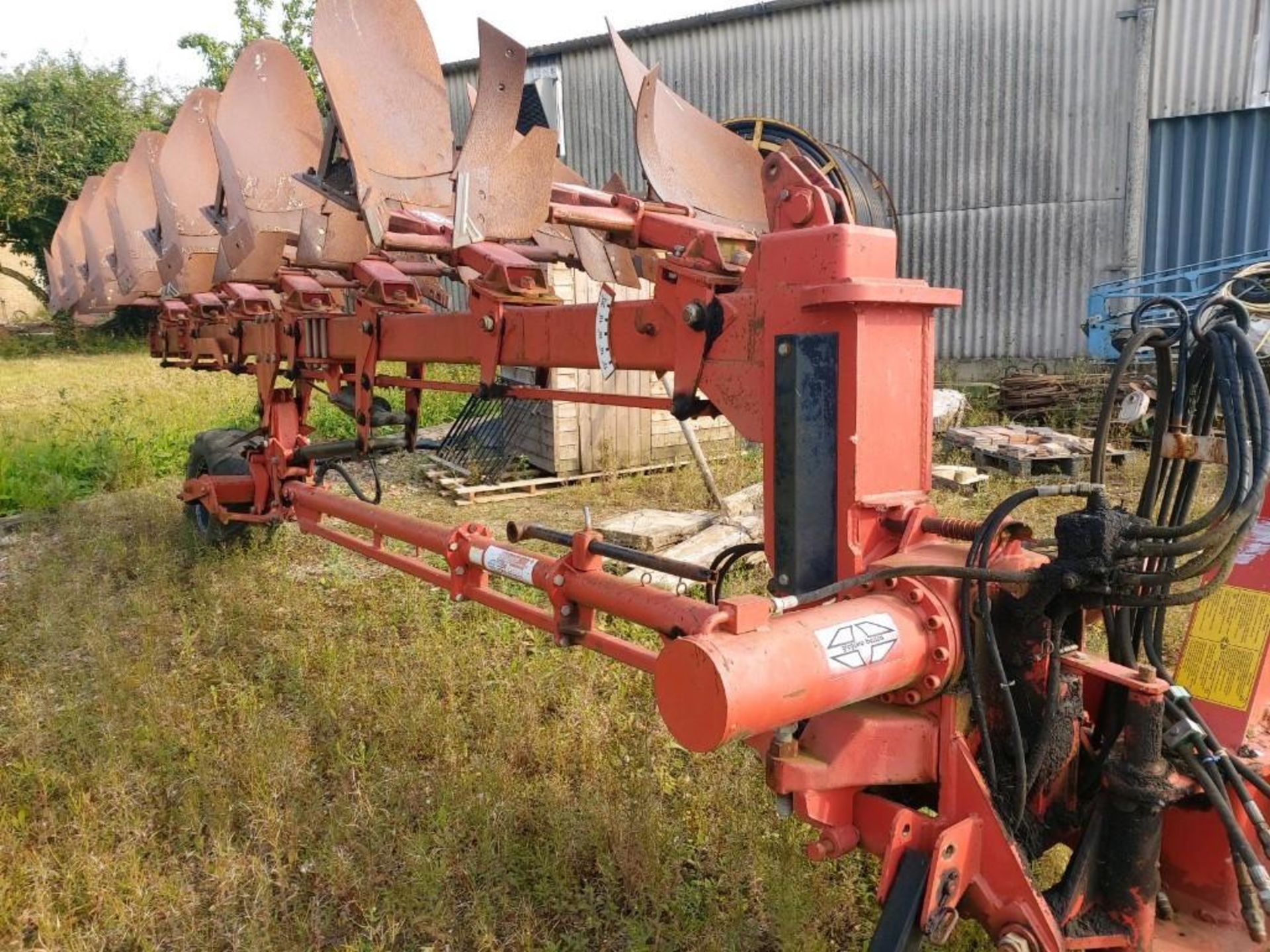 Gregoire Besson 6+1 Plough