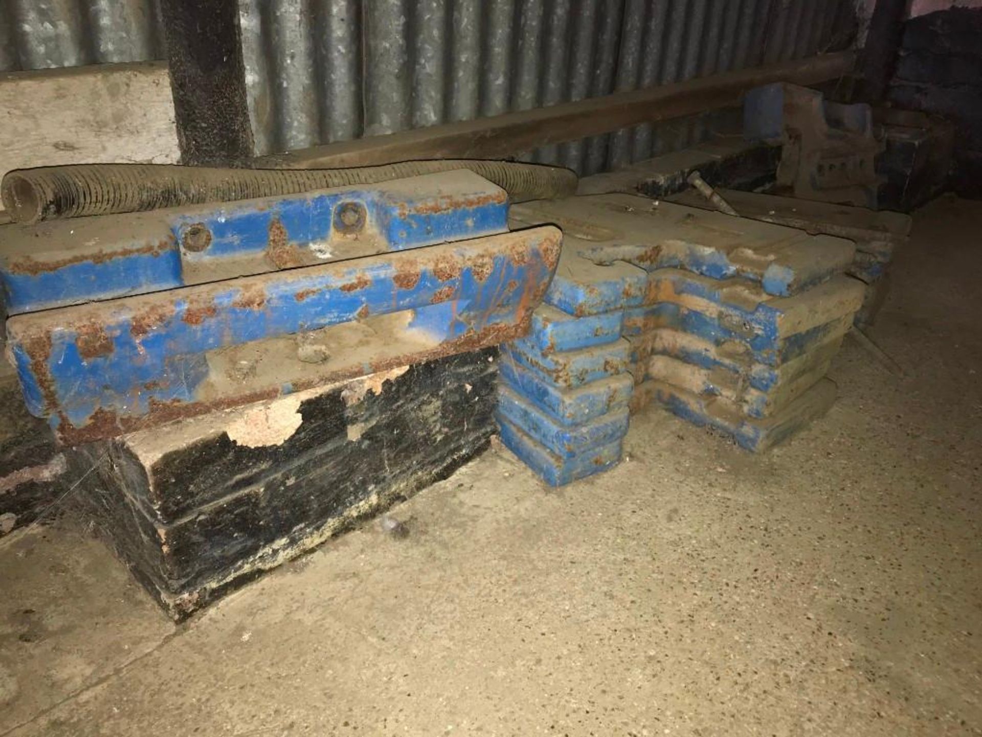 Set of Ford Wafer Weights