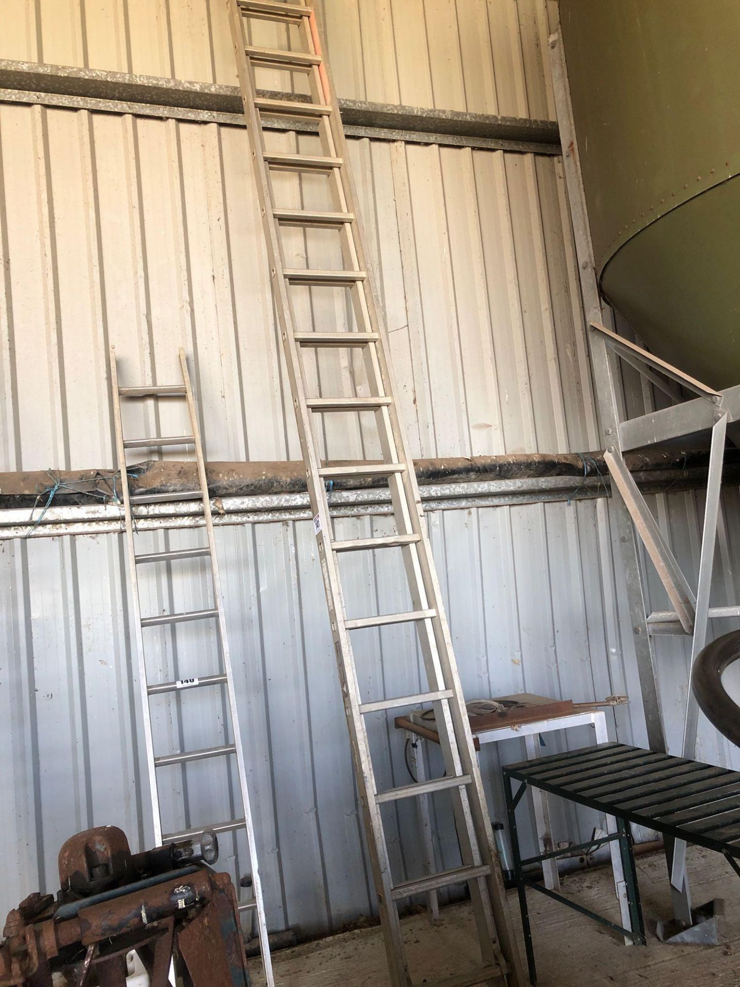 Metal ladder, 35ft