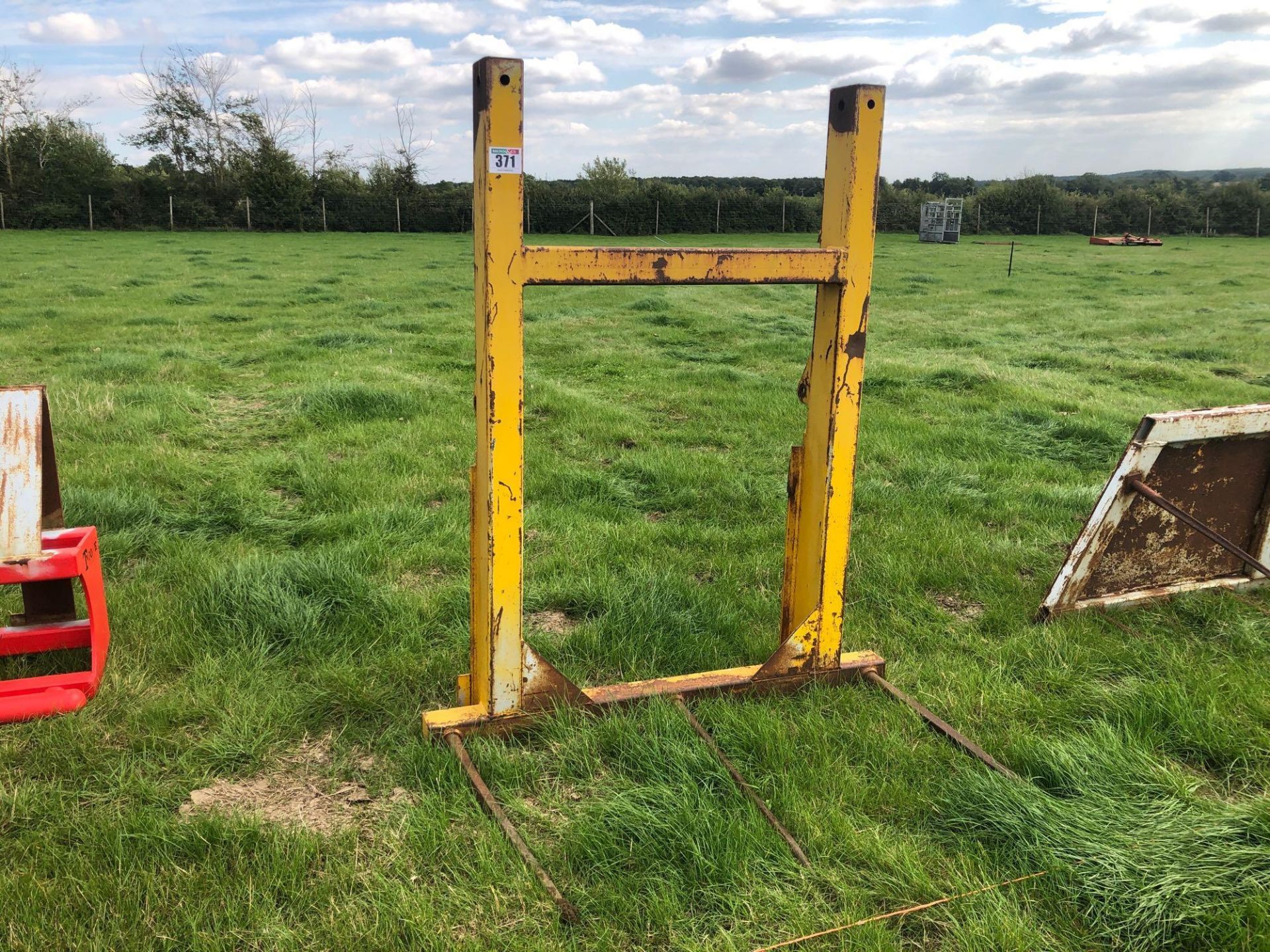 *Bale spike with JCB brackets. VAT Payable on this lot