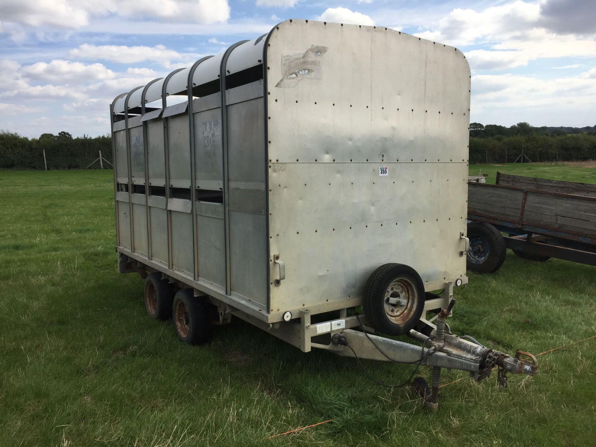 *Ifor Williams twin axle livestock trailer. Serial No: DE1200 12. VAT Payable on this lot - Image 2 of 5