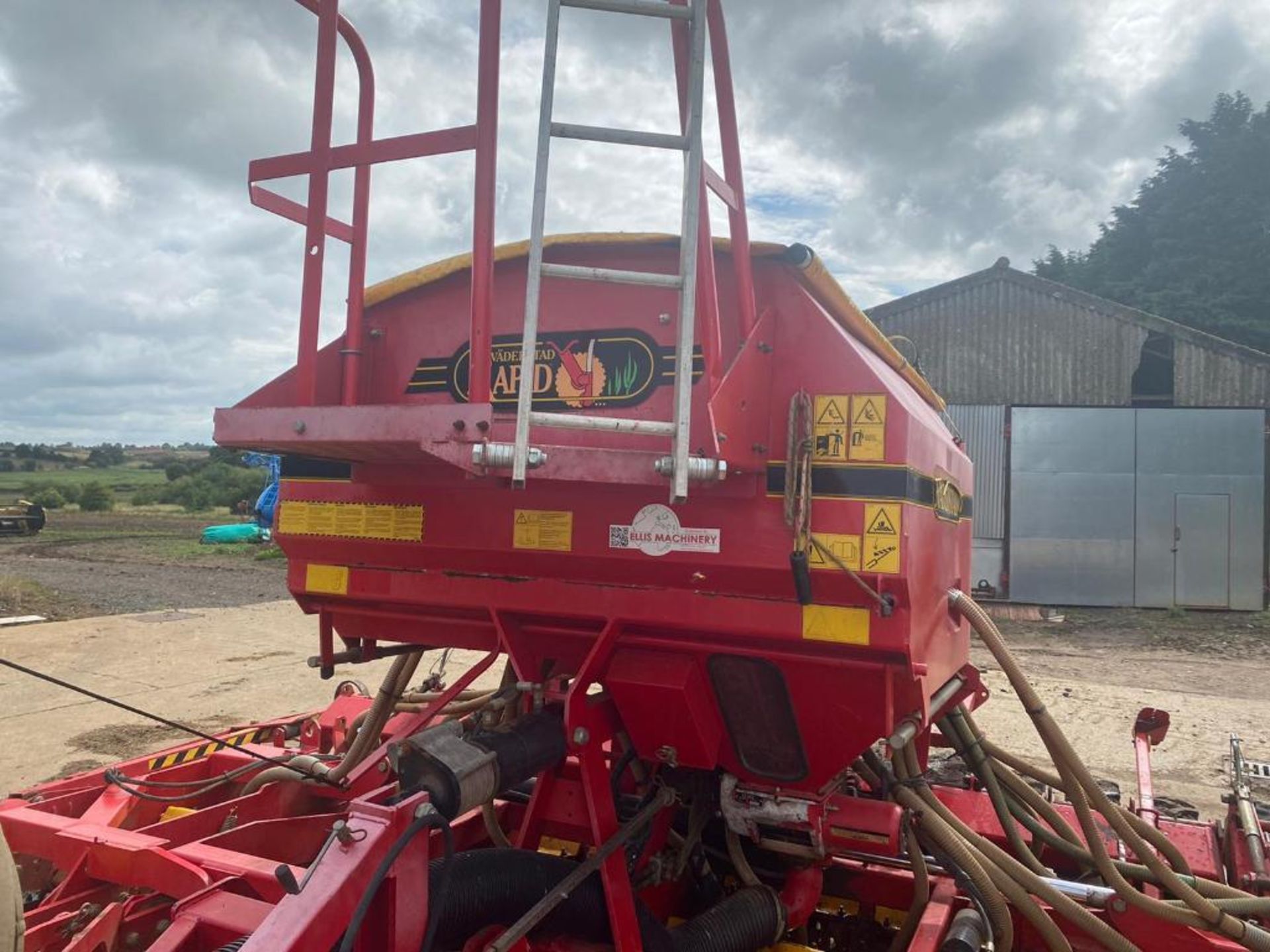 2002 Vaderstad Rapid 400s 4m disc system drill. Serial No: 12243. Hectares: 7,500. Control box in of - Image 11 of 15