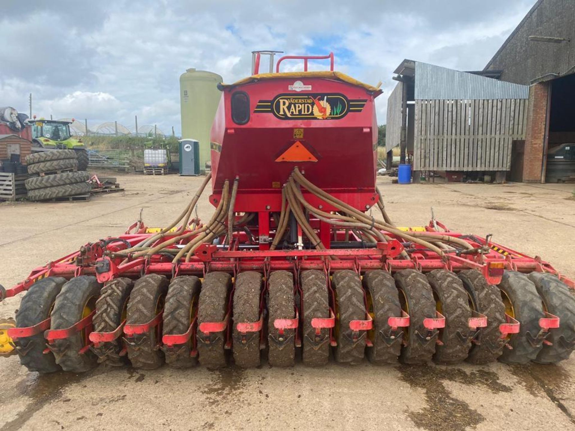2002 Vaderstad Rapid 400s 4m disc system drill. Serial No: 12243. Hectares: 7,500. Control box in of - Image 5 of 15