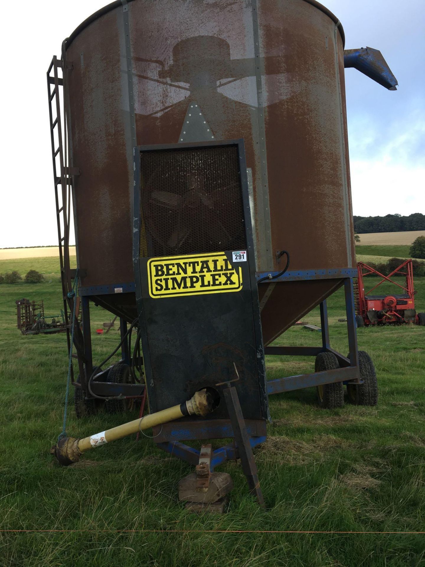 1986 Bentall Simplex 575 12t mobile grain dryer, PTO driven, 6 manifold gas burner. Barn stored. Ser