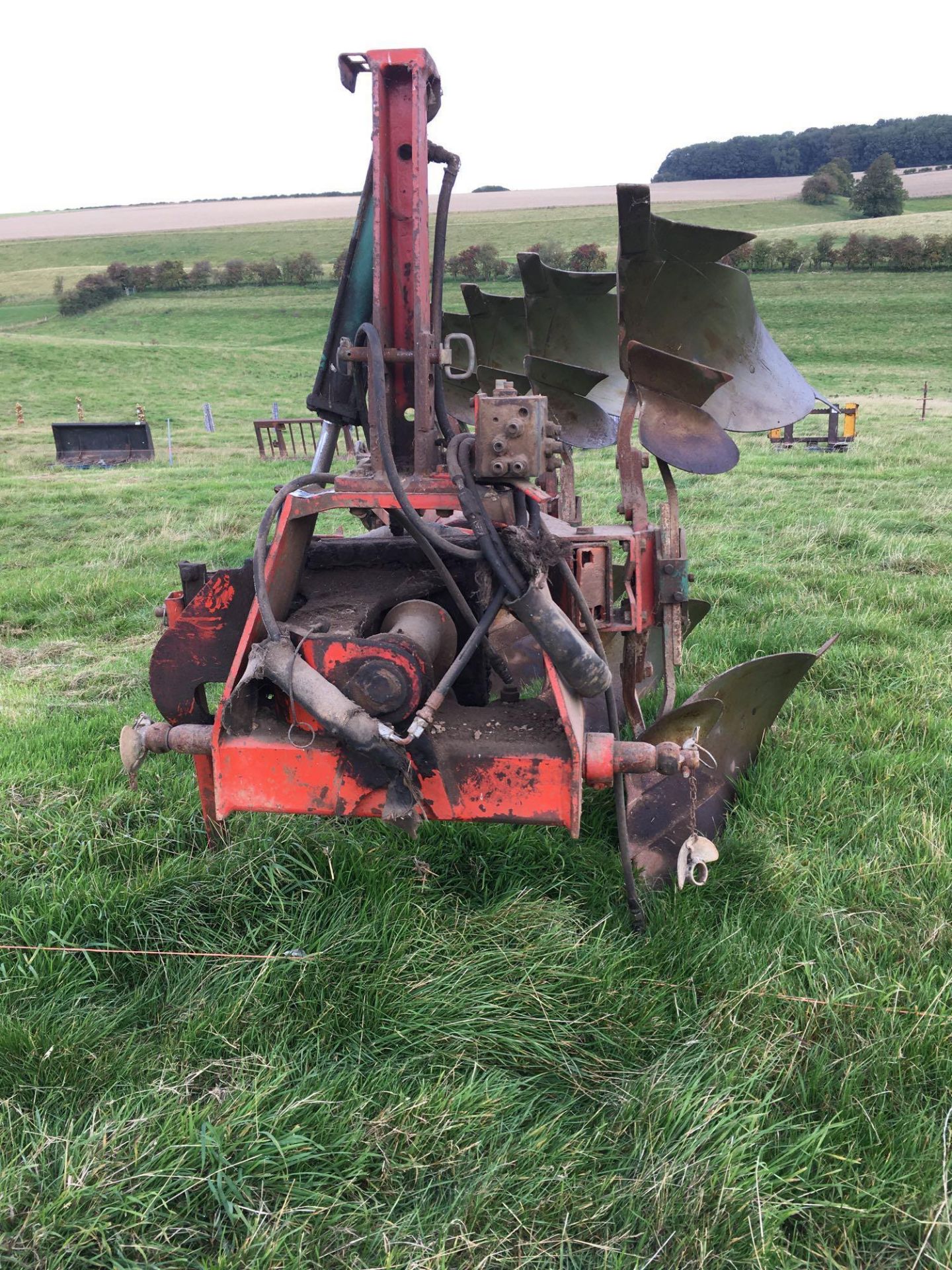 Kverneland 5 furrow reversible plough (for spares or repairs)