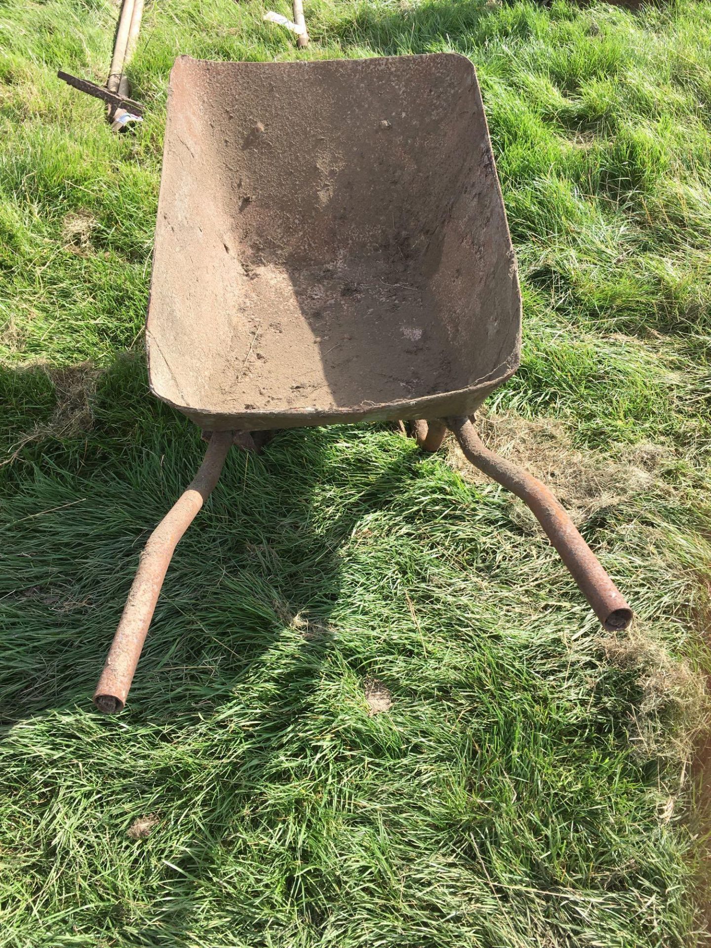 Wheelbarrow - Image 2 of 2