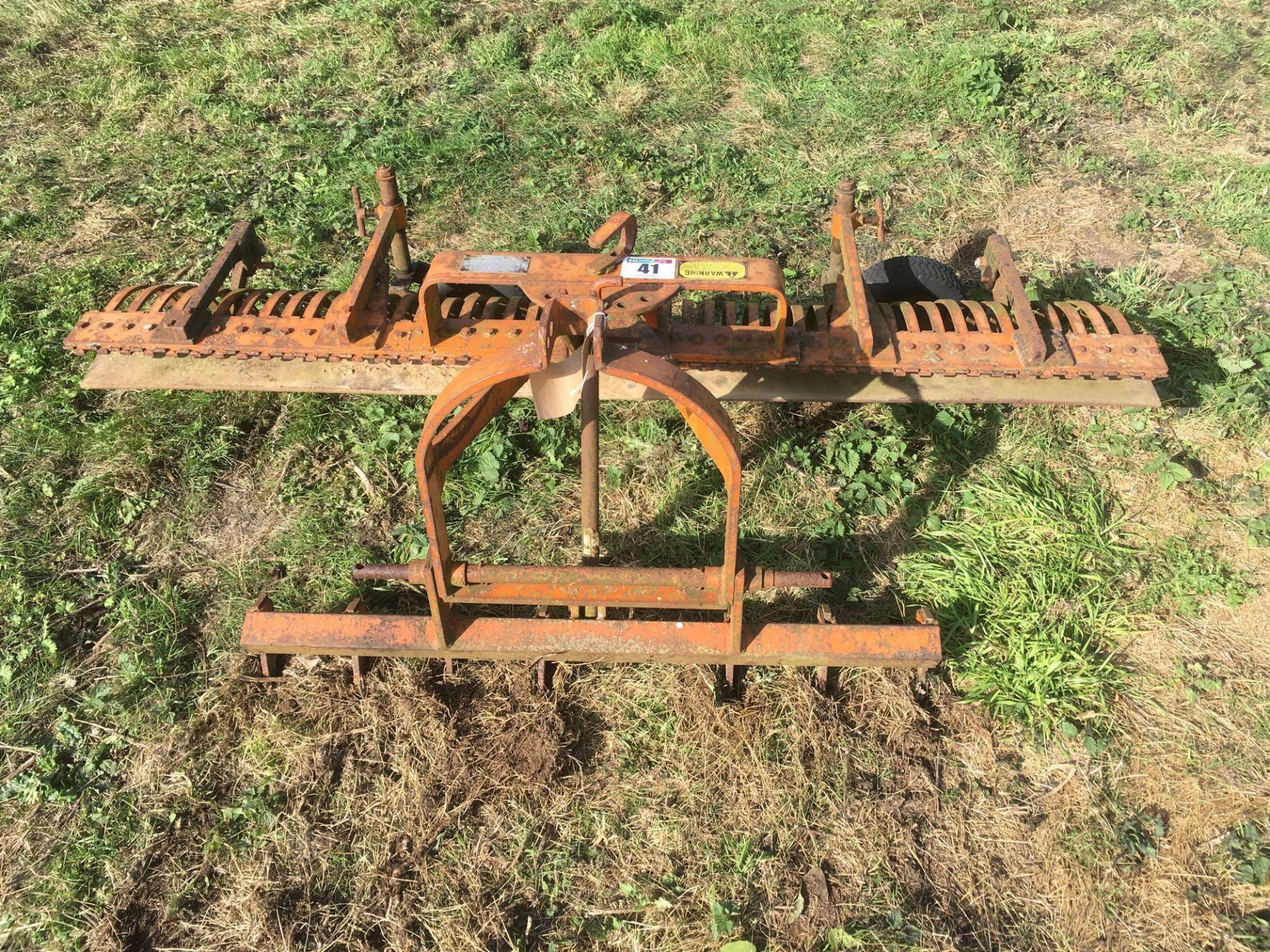 York rake for compact tractor 6' width, c/w optional grader bar & scarifying teeth (1 missing).