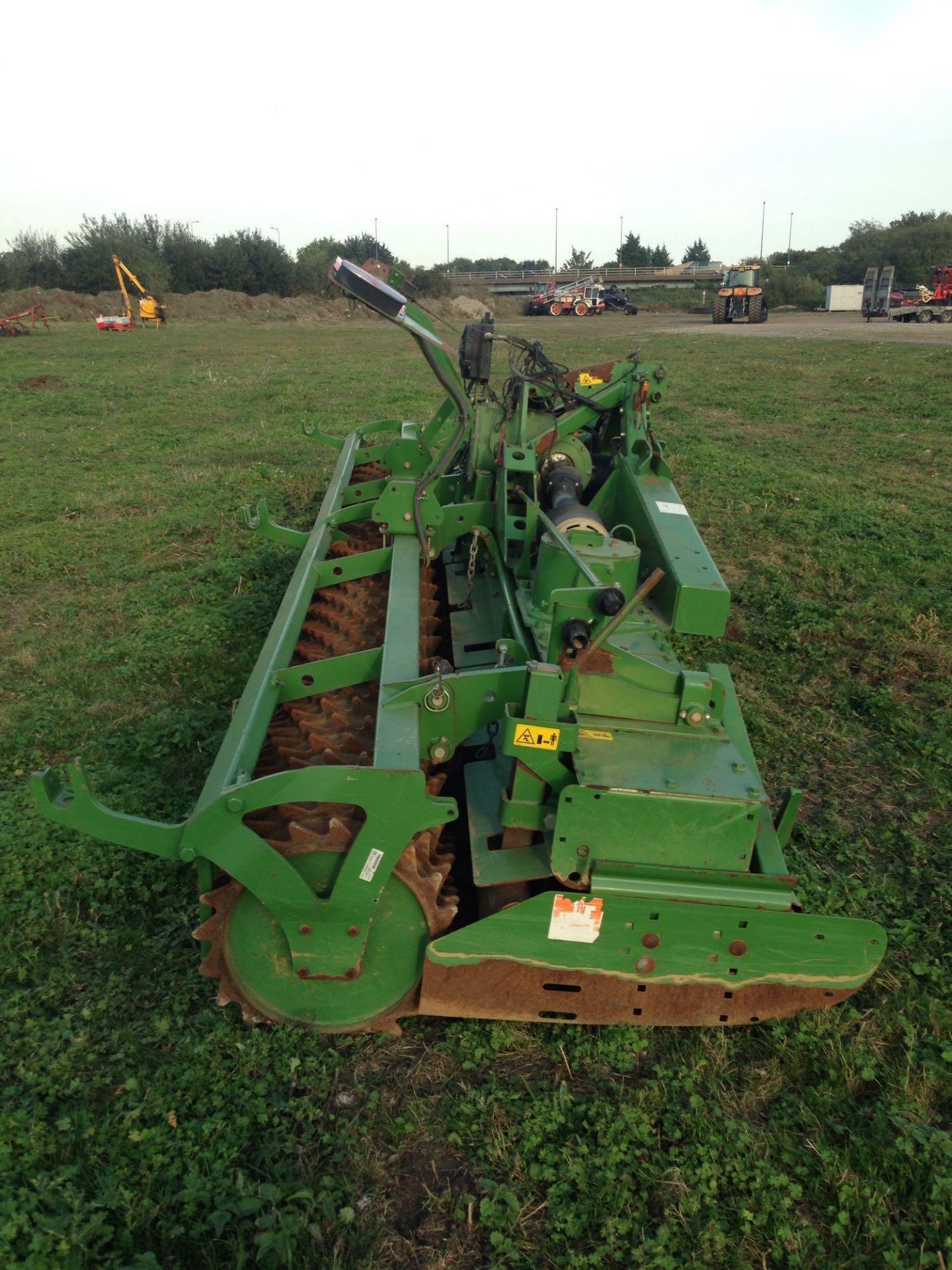 2012 Amazone KG 6001 6m folding power harrow. Serial Number KG00060098 - Image 3 of 6