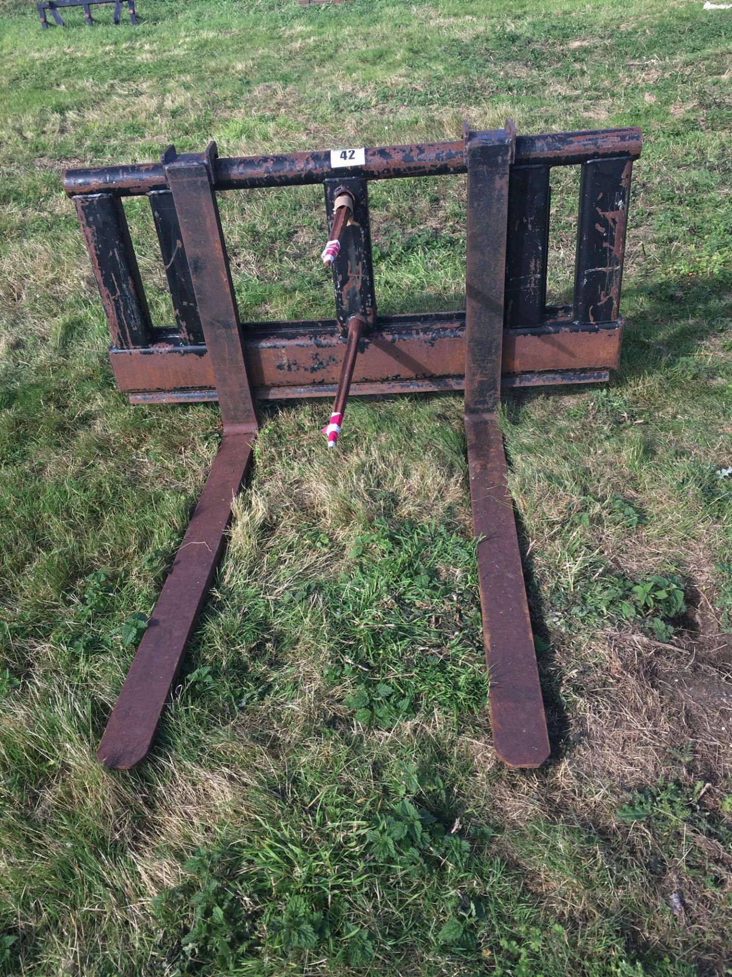 Pallet tines/bale spike for Massey Ferguson loader. NO VAT.