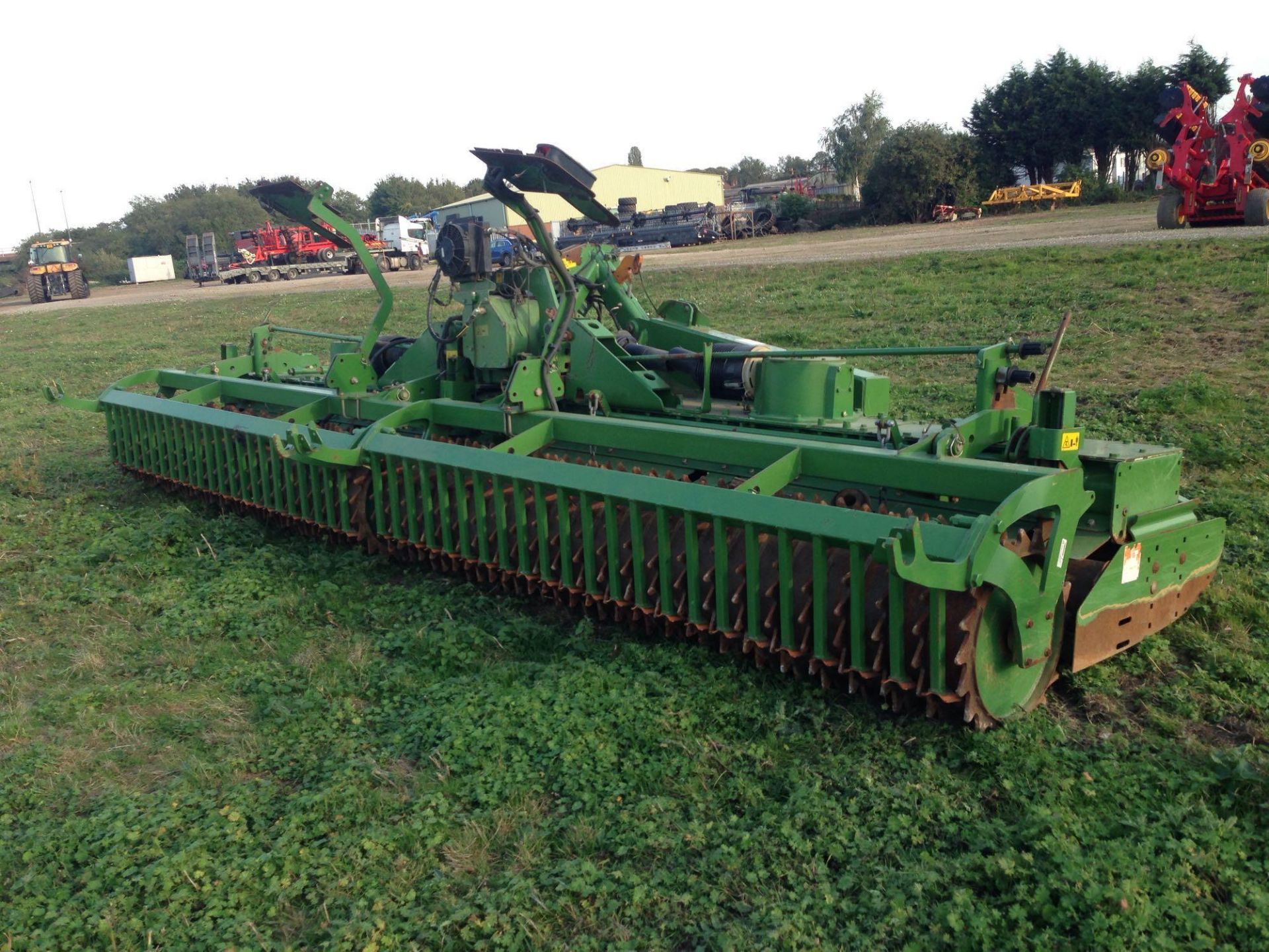 2012 Amazone KG 6001 6m folding power harrow. Serial Number KG00060098 - Image 4 of 6