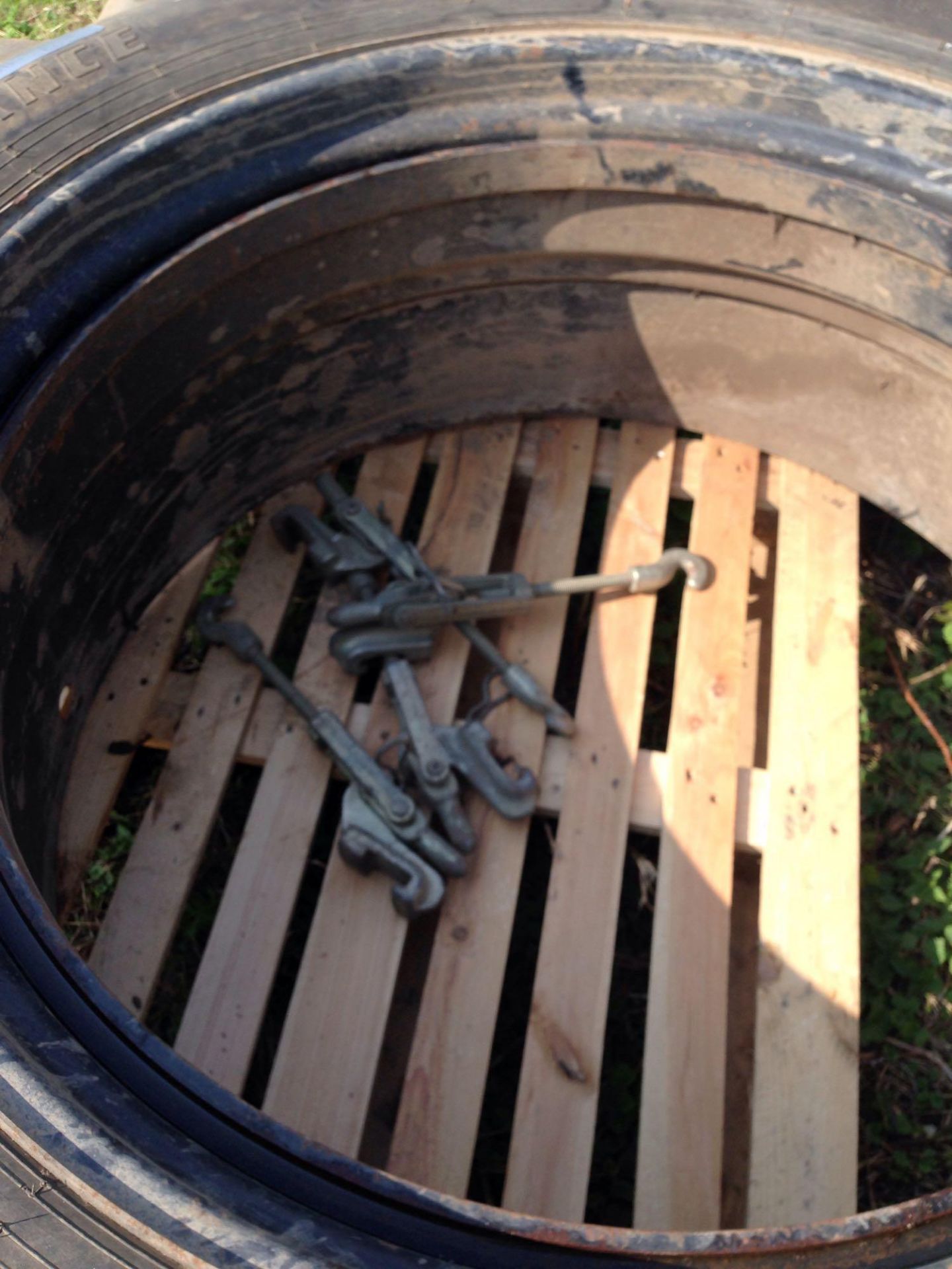 2 set row crop wheels for Class tractor. 14.9 R46. - Image 4 of 6