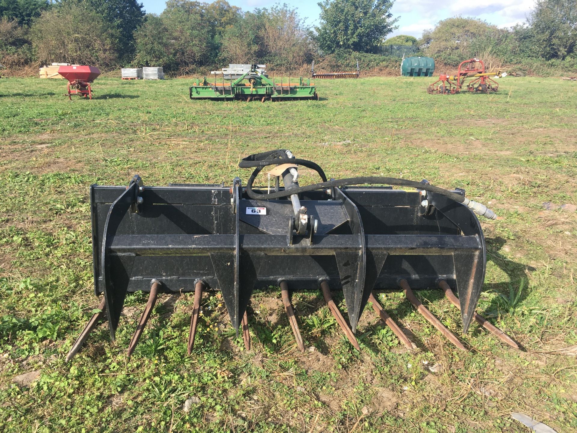 JCB MFG72 muck fork with top grab skid steer carriage 1.83m wide