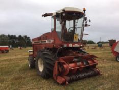 Hesston S P Forage harvester 7715 with grass pick up header