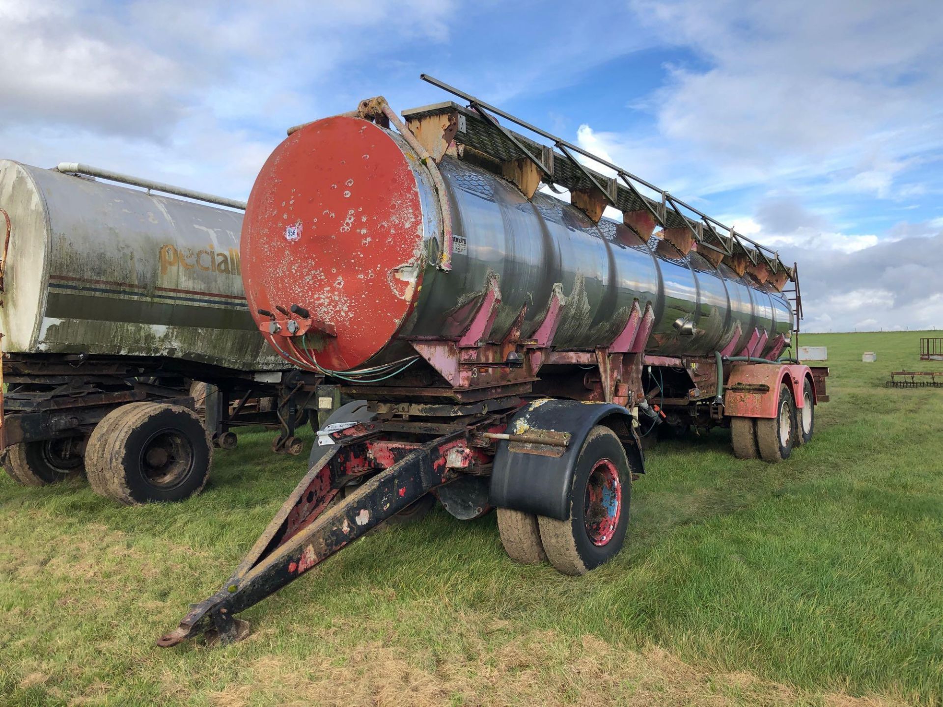 Stainless steel two compartment twin axle tanker with dolly approx. 15,000 litres used for liquid fe