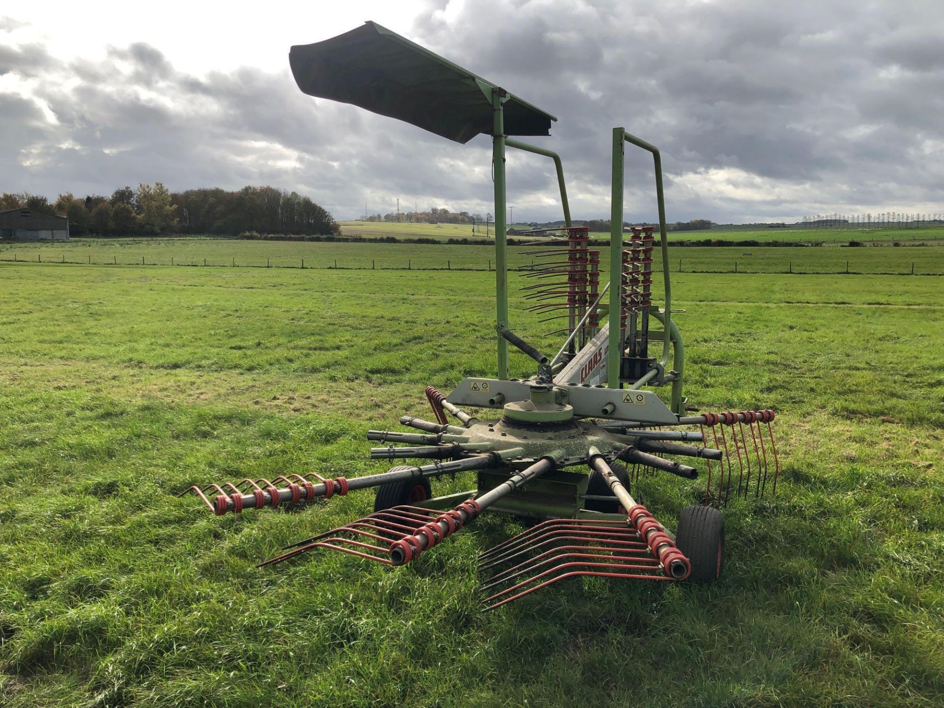 Claas Liner 430S single rotor linkage mounted rake. Serial No: 958124.0 - Image 3 of 3