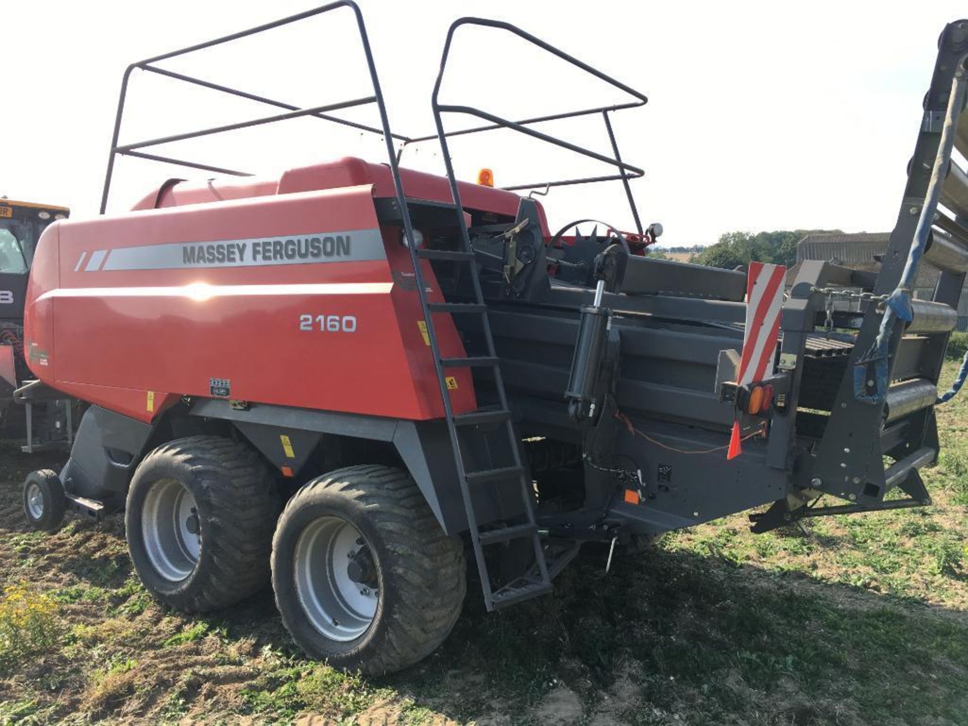 2008 Massey Ferguson MF2160 Big Baler twin axle with air and hydraulic brakes, 70x120 bale size. Ser - Image 29 of 32