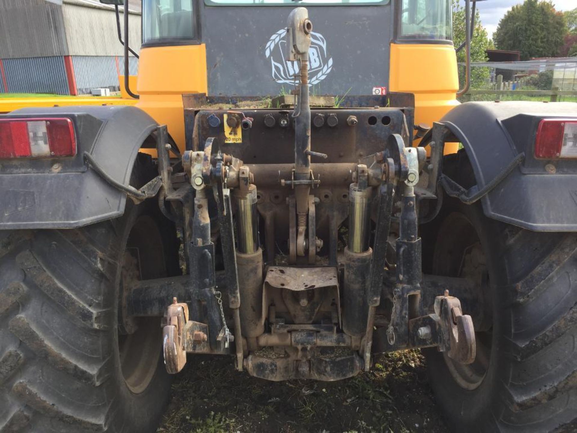 1994 JCB Fastrac 135-65 Selectronic turbo 60Kph 4WD tractor with 2 manual spools and front toolbar o - Image 15 of 23